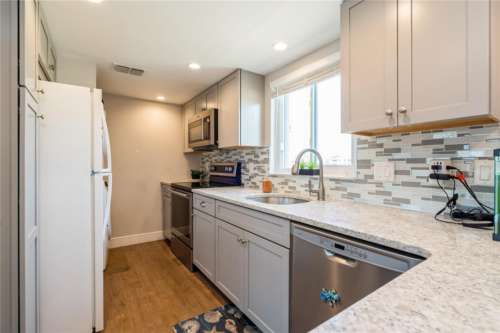 CORAL COURT CONDO - Residential