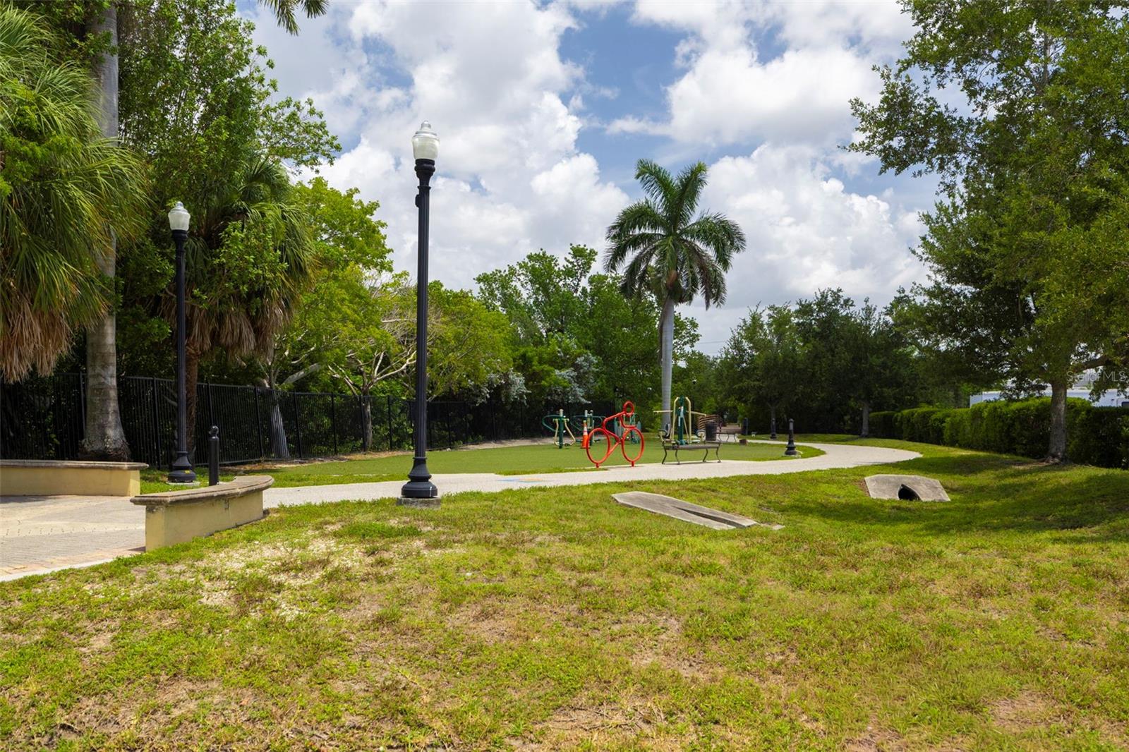 SUNCOAST HARBORS - Land