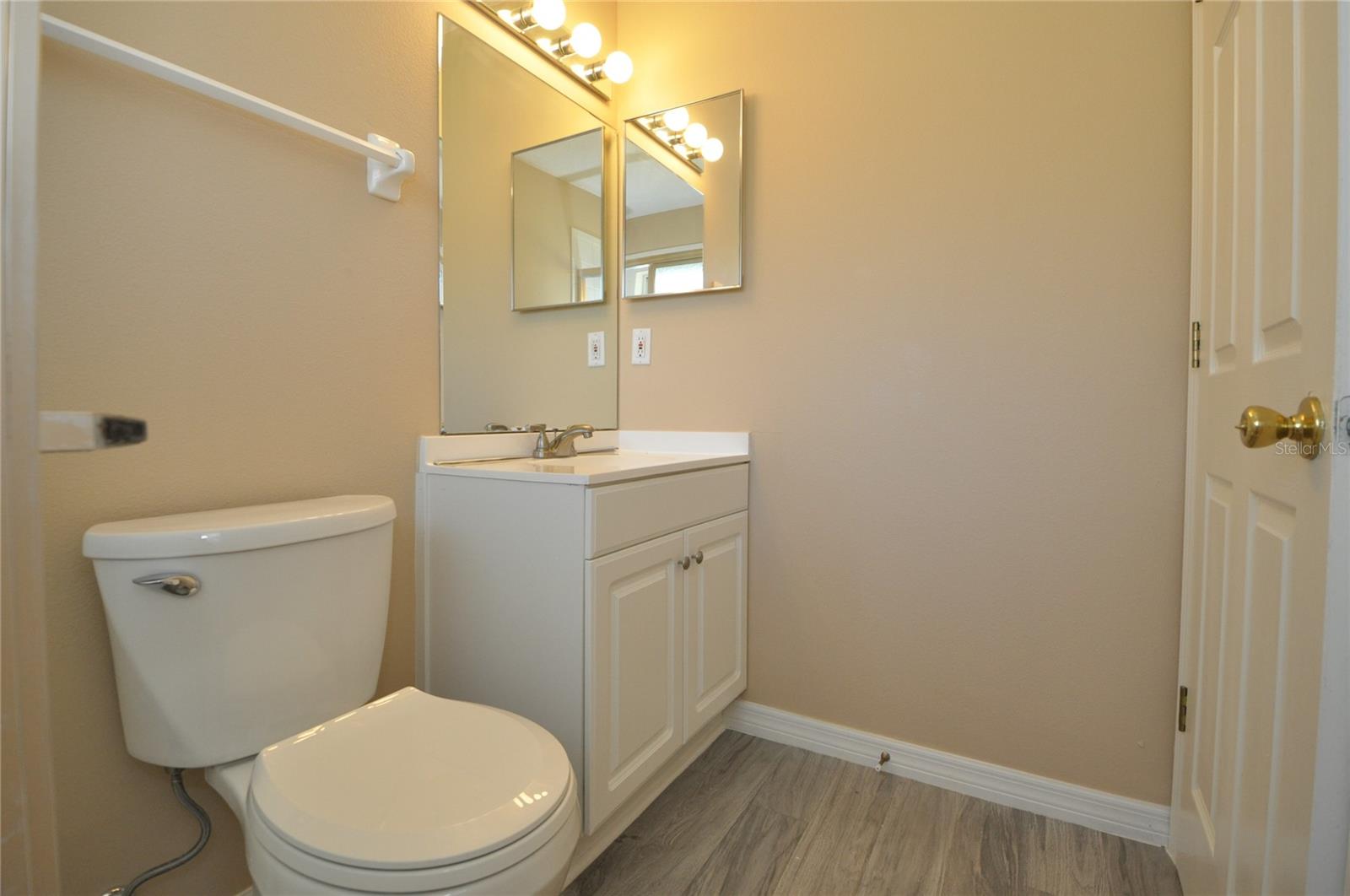 BELLE TERRE - Residential Lease