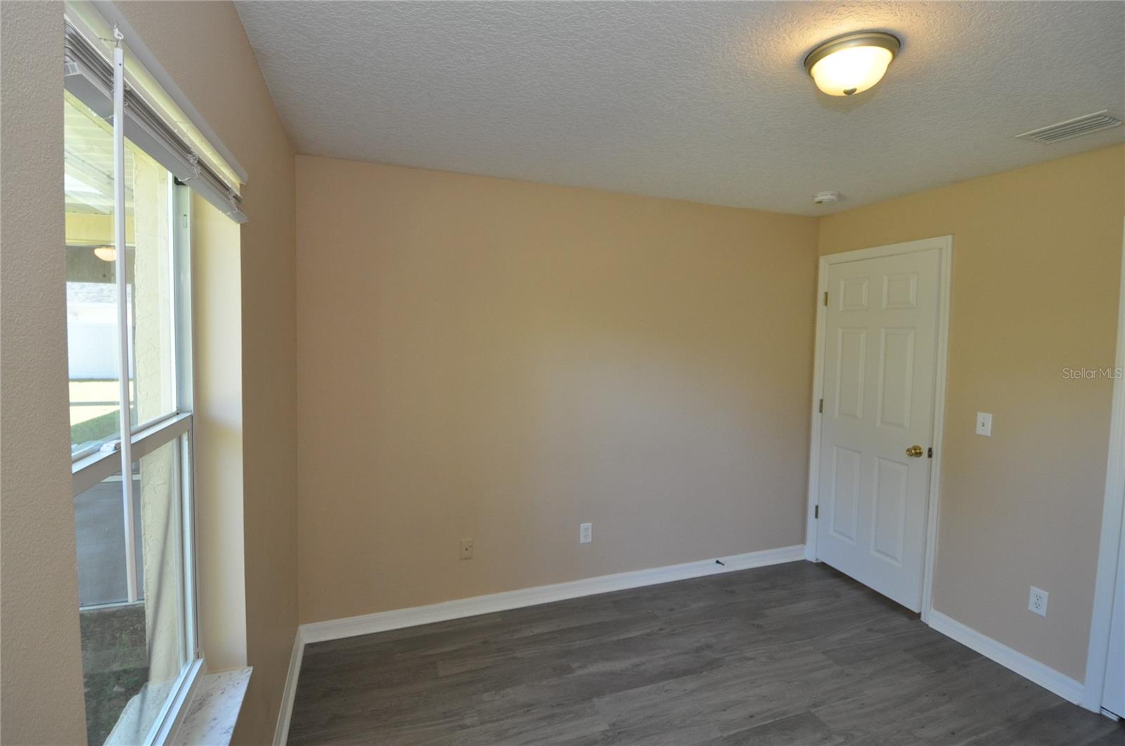 BELLE TERRE - Residential Lease