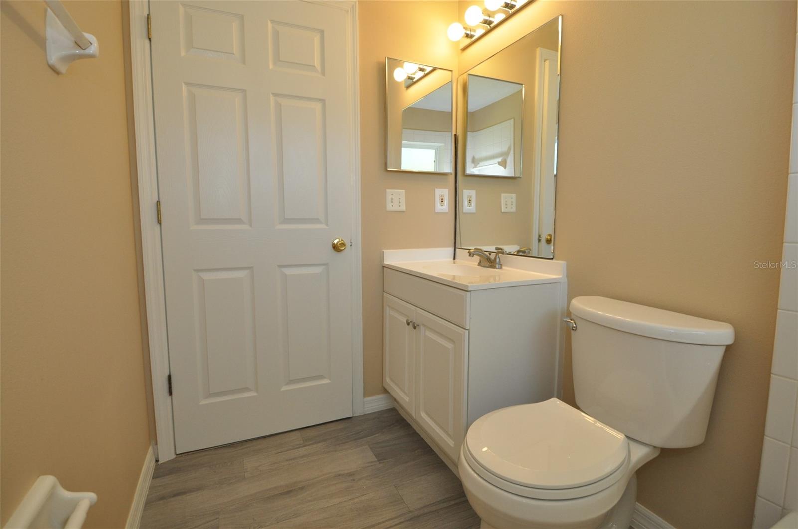 BELLE TERRE - Residential Lease
