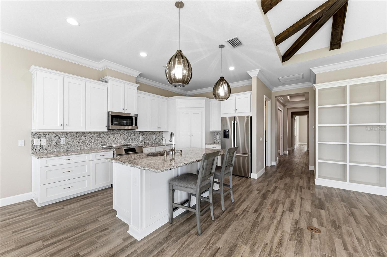 HARBOUR ISLE - Residential