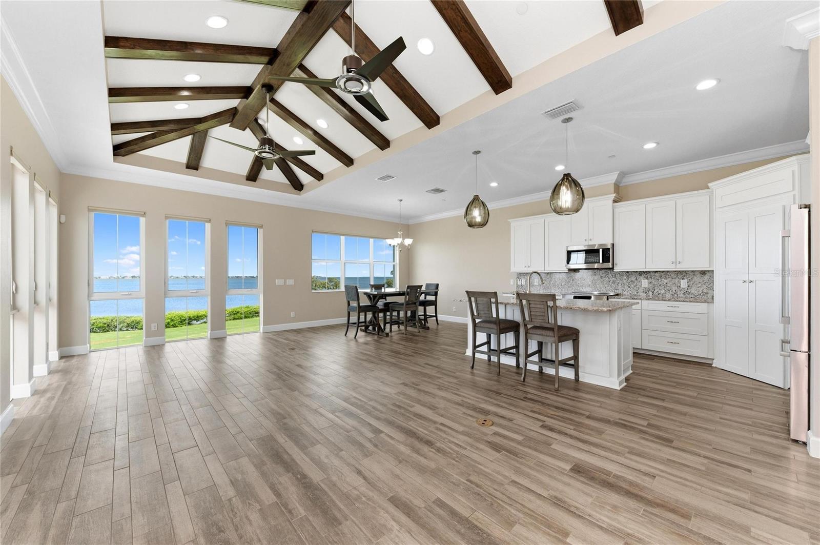 HARBOUR ISLE - Residential