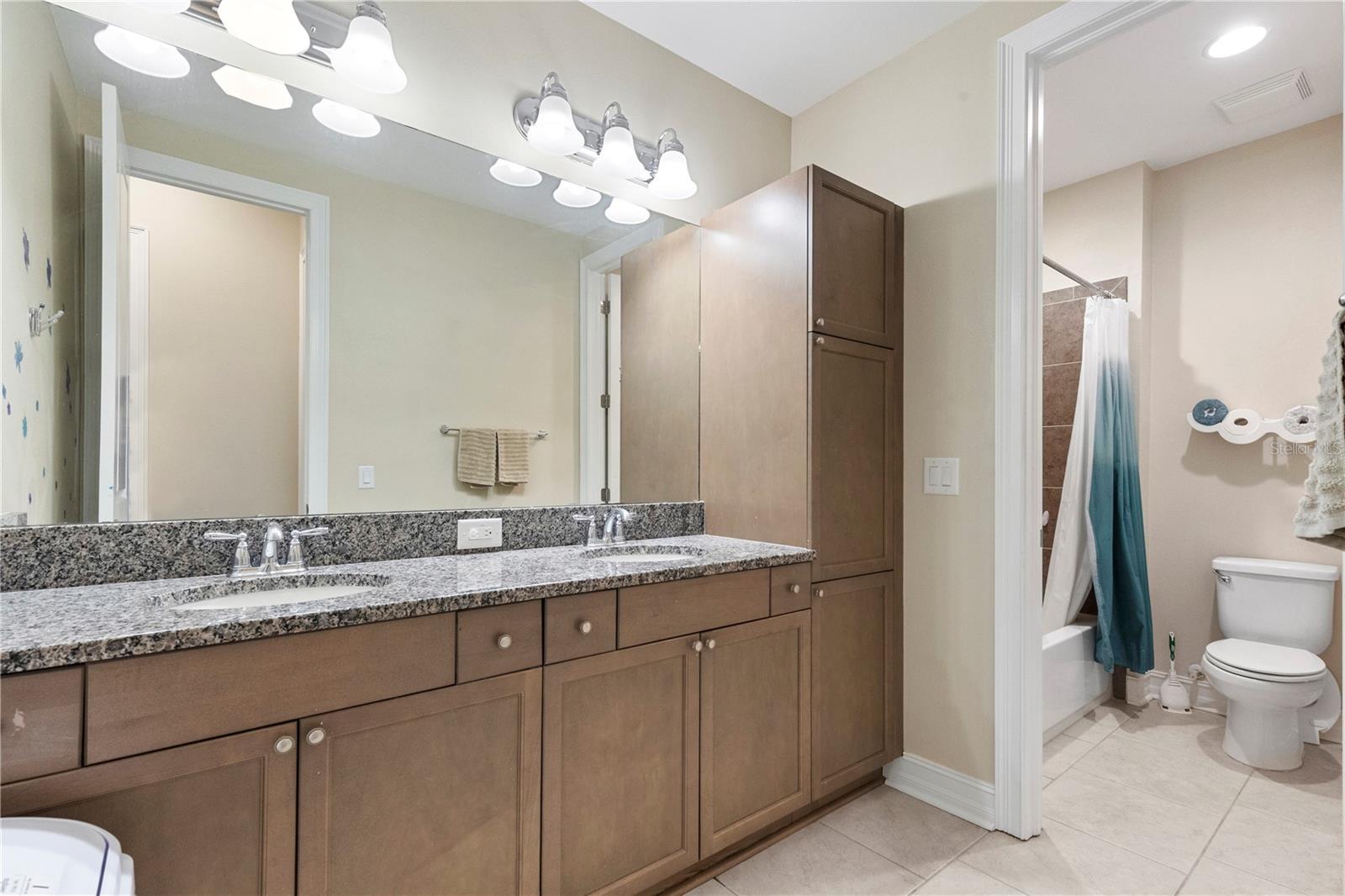 ESTANCIA PH 1C - Residential
