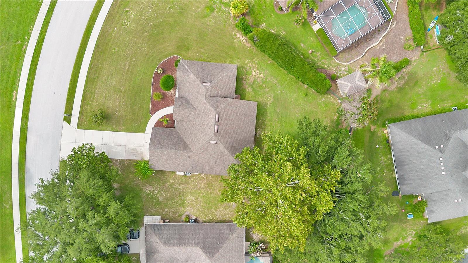 HILLS LAKE LOUISA PH 02 - Residential