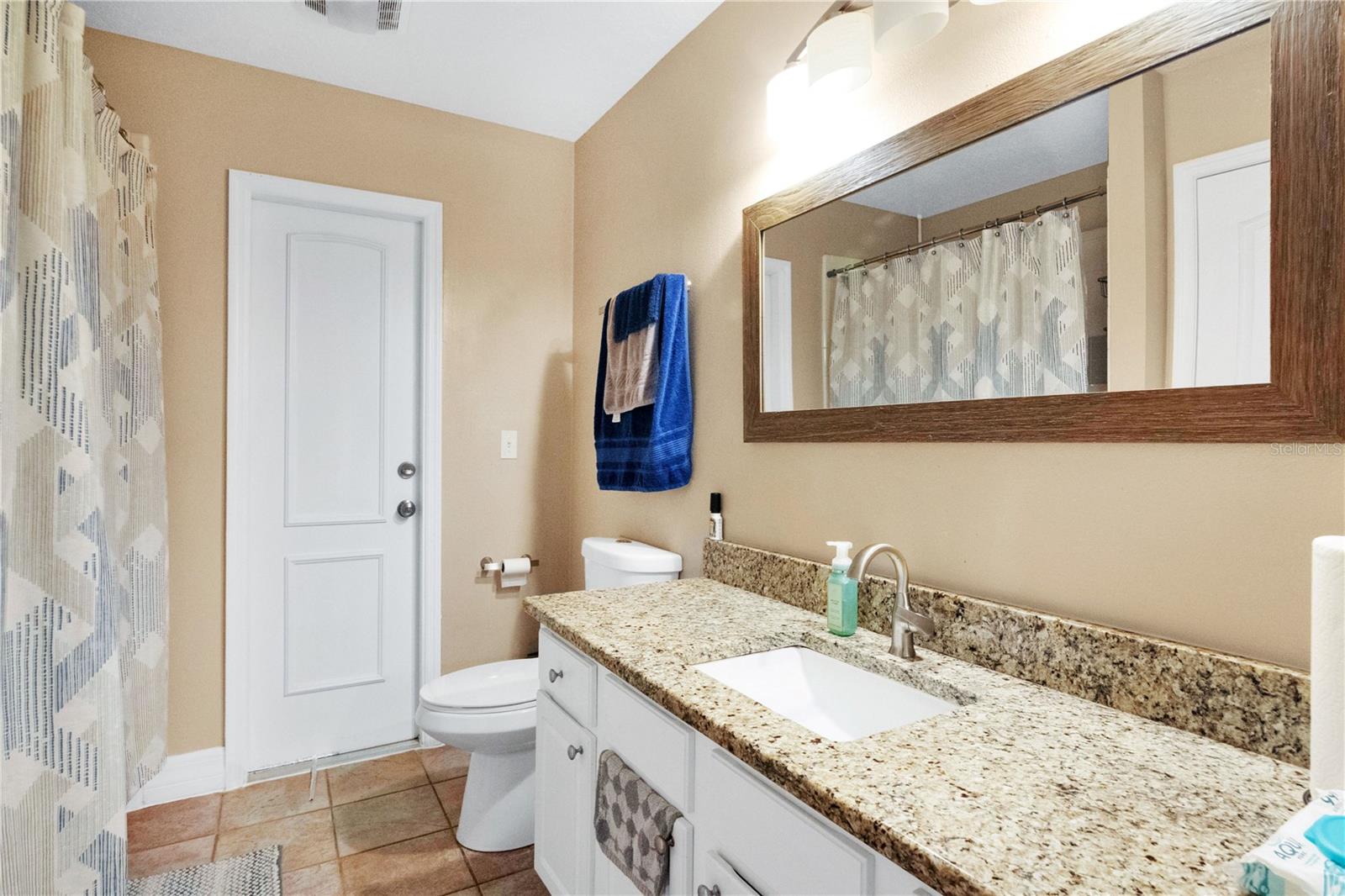 HILLS LAKE LOUISA PH 02 - Residential