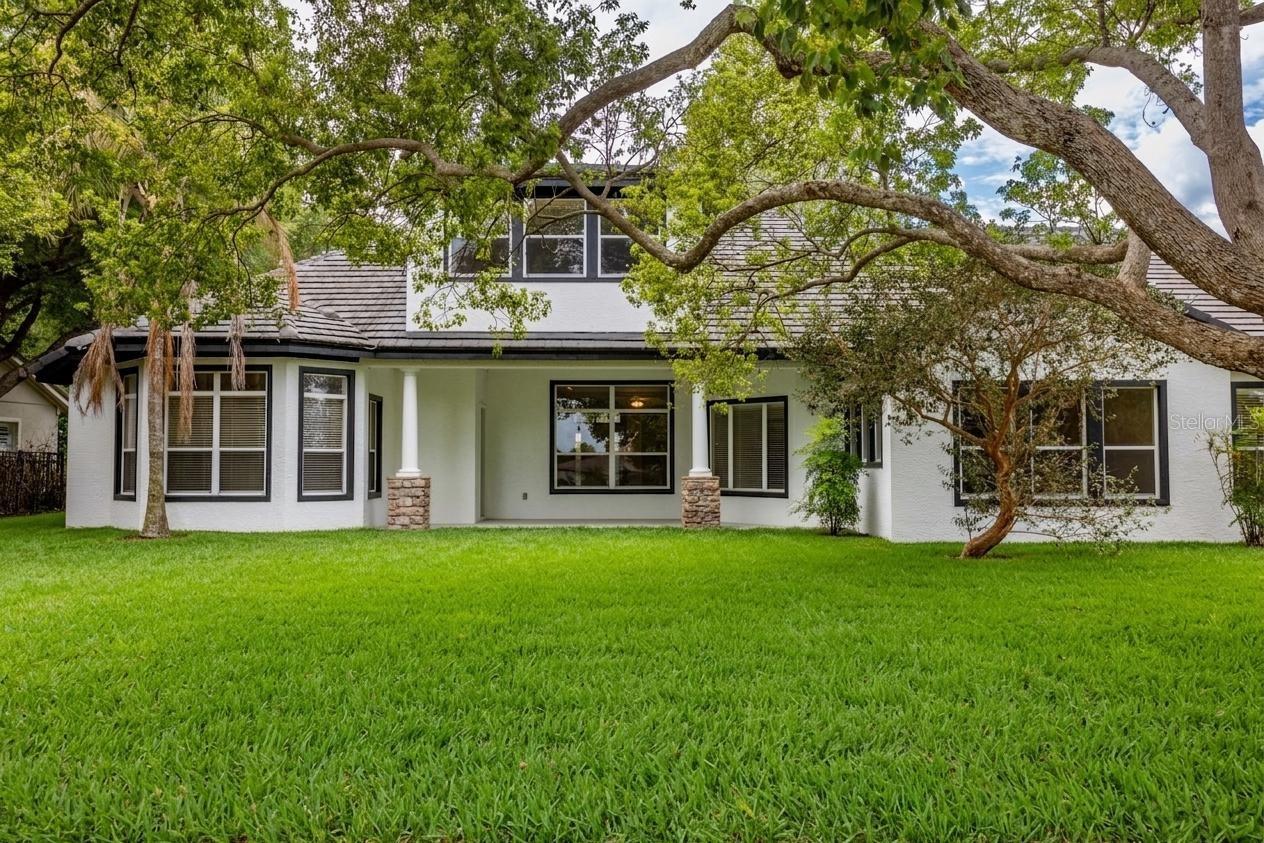 HEATHROW COUNTRY ESTATE - Residential
