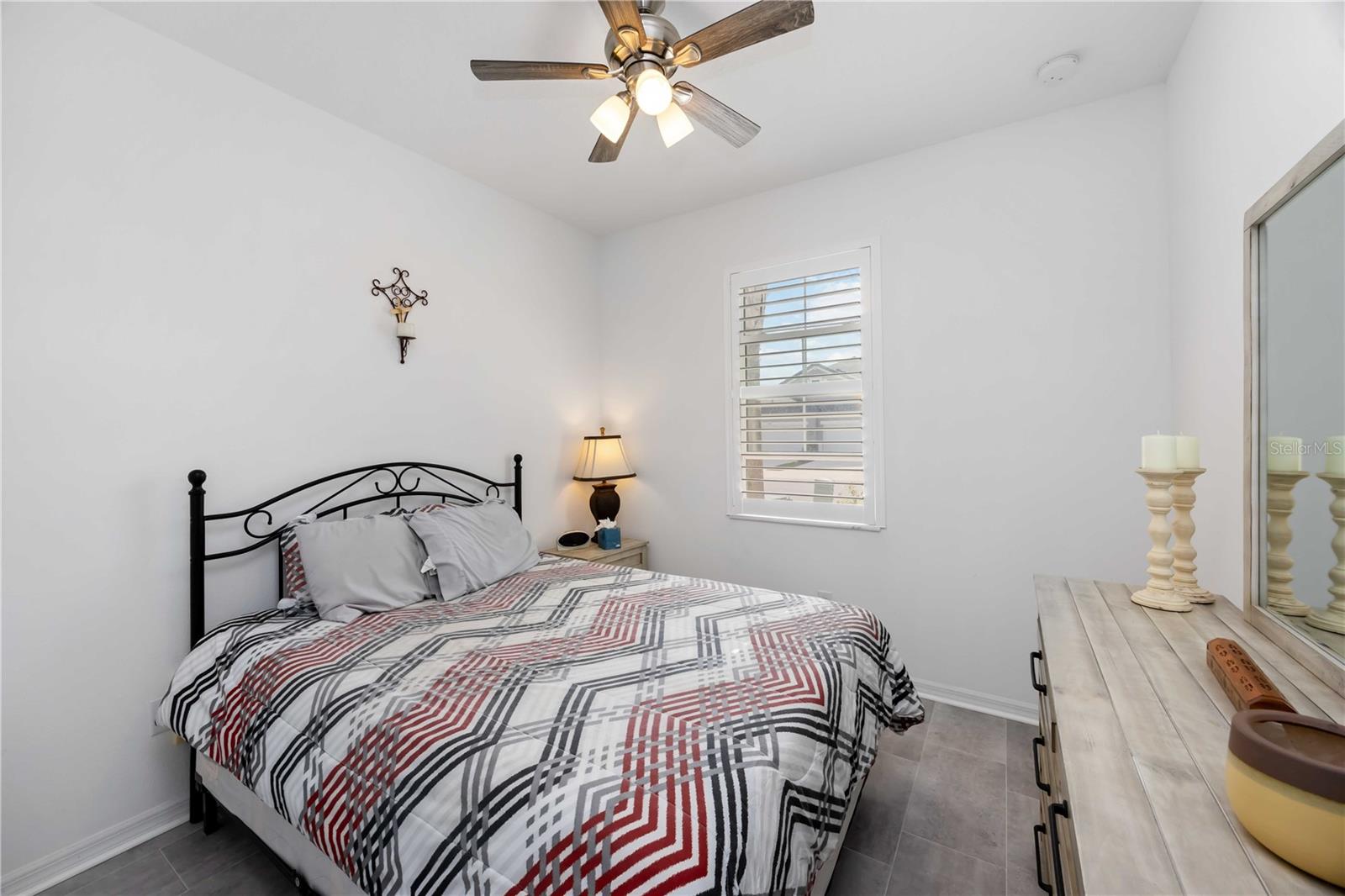 AMBERLY PH II - Residential