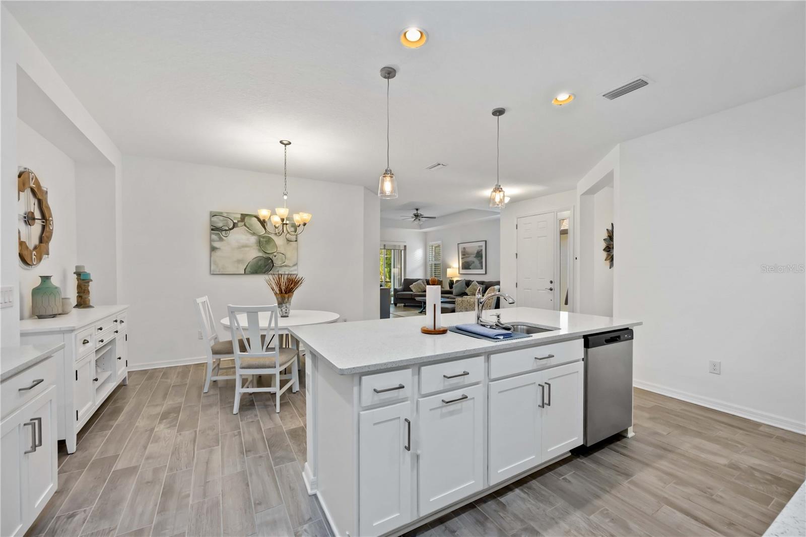 AMBERLY PH II - Residential