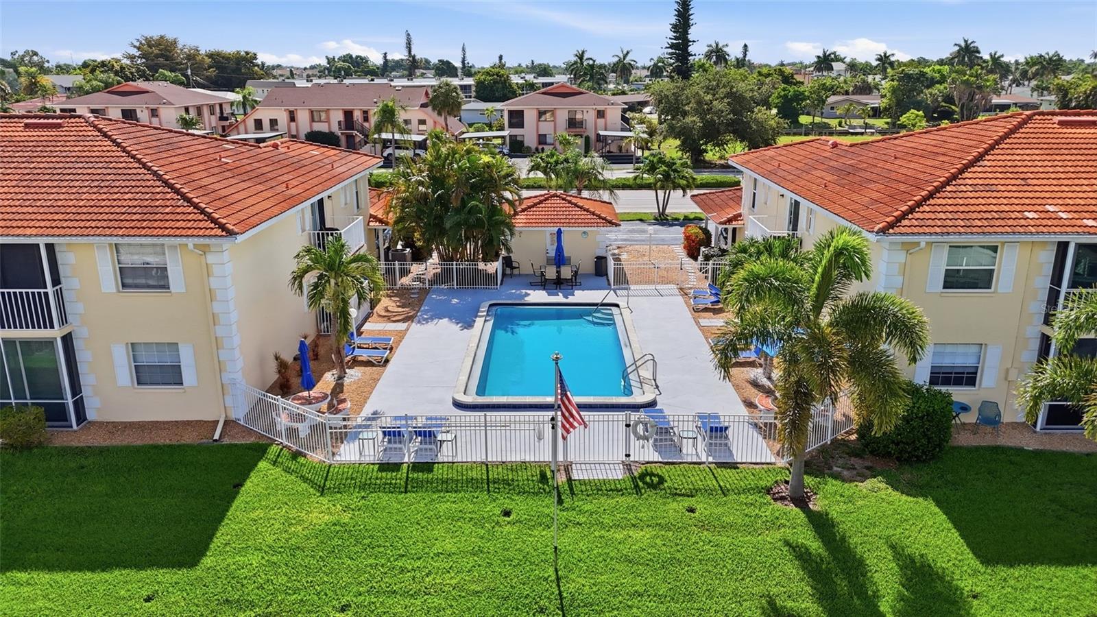 CLUB ABACO CONDO - Residential