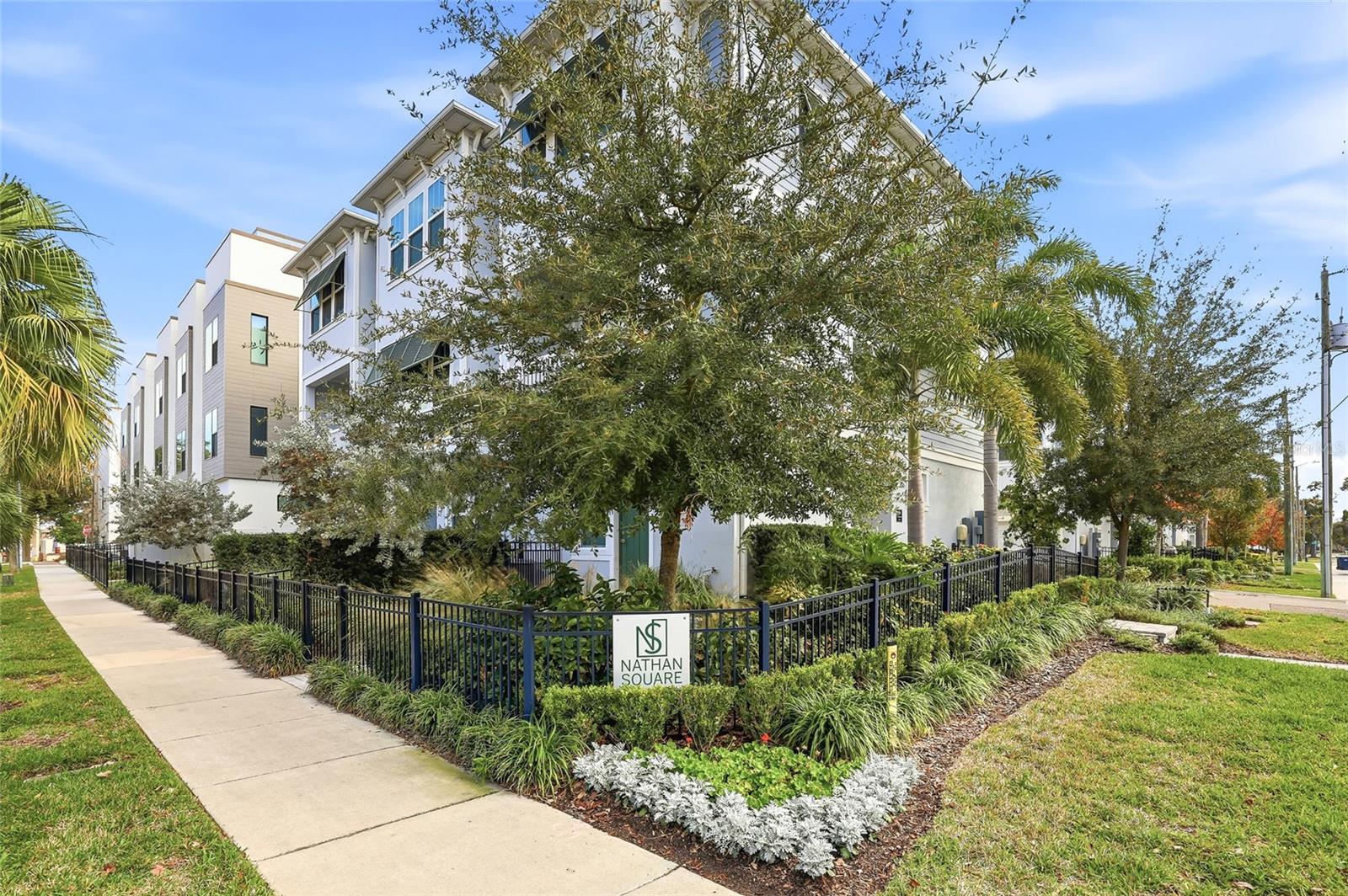 SOUTH TAMPANIA TWNHMS - Residential Lease