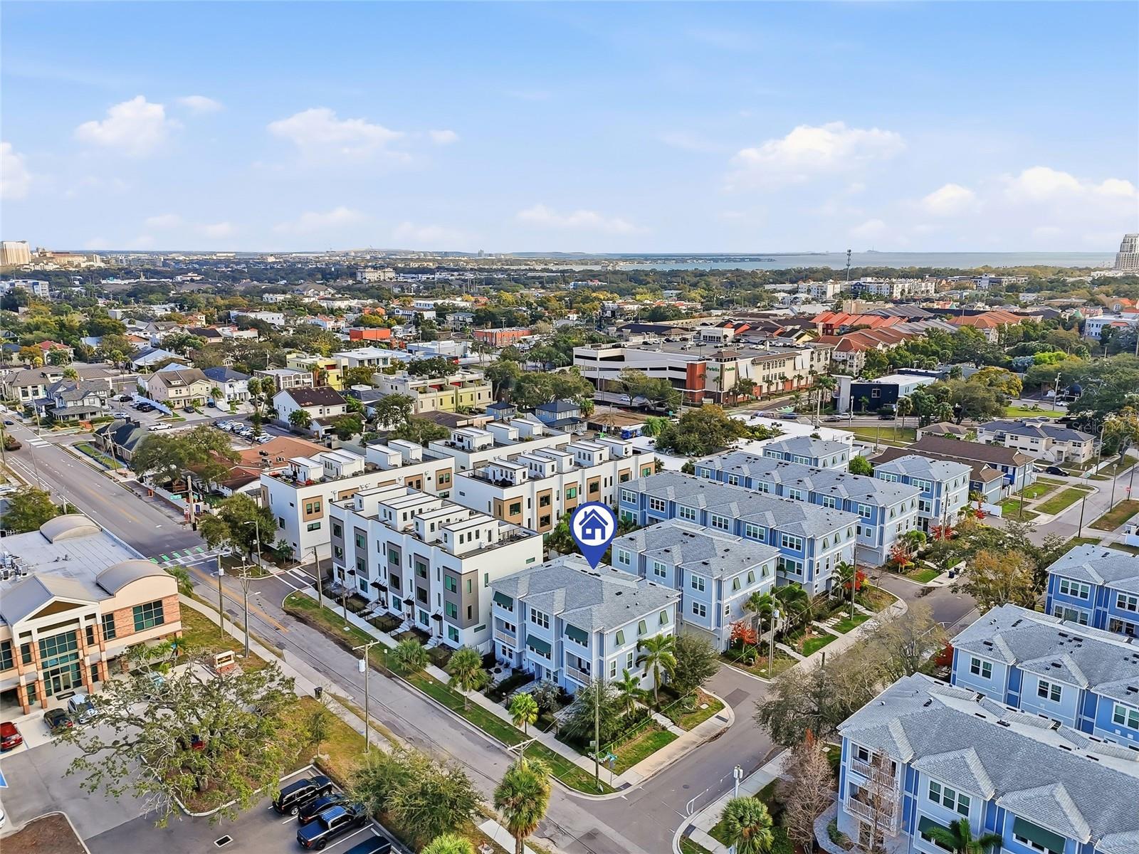 SOUTH TAMPANIA TWNHMS - Residential Lease