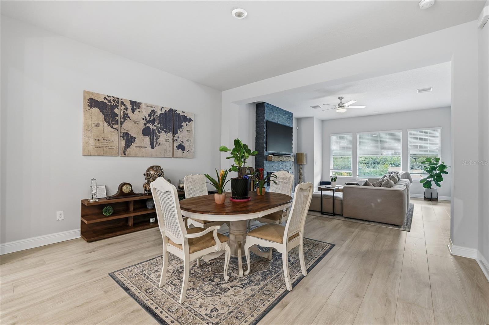 SOUTH TAMPANIA TWNHMS - Residential Lease