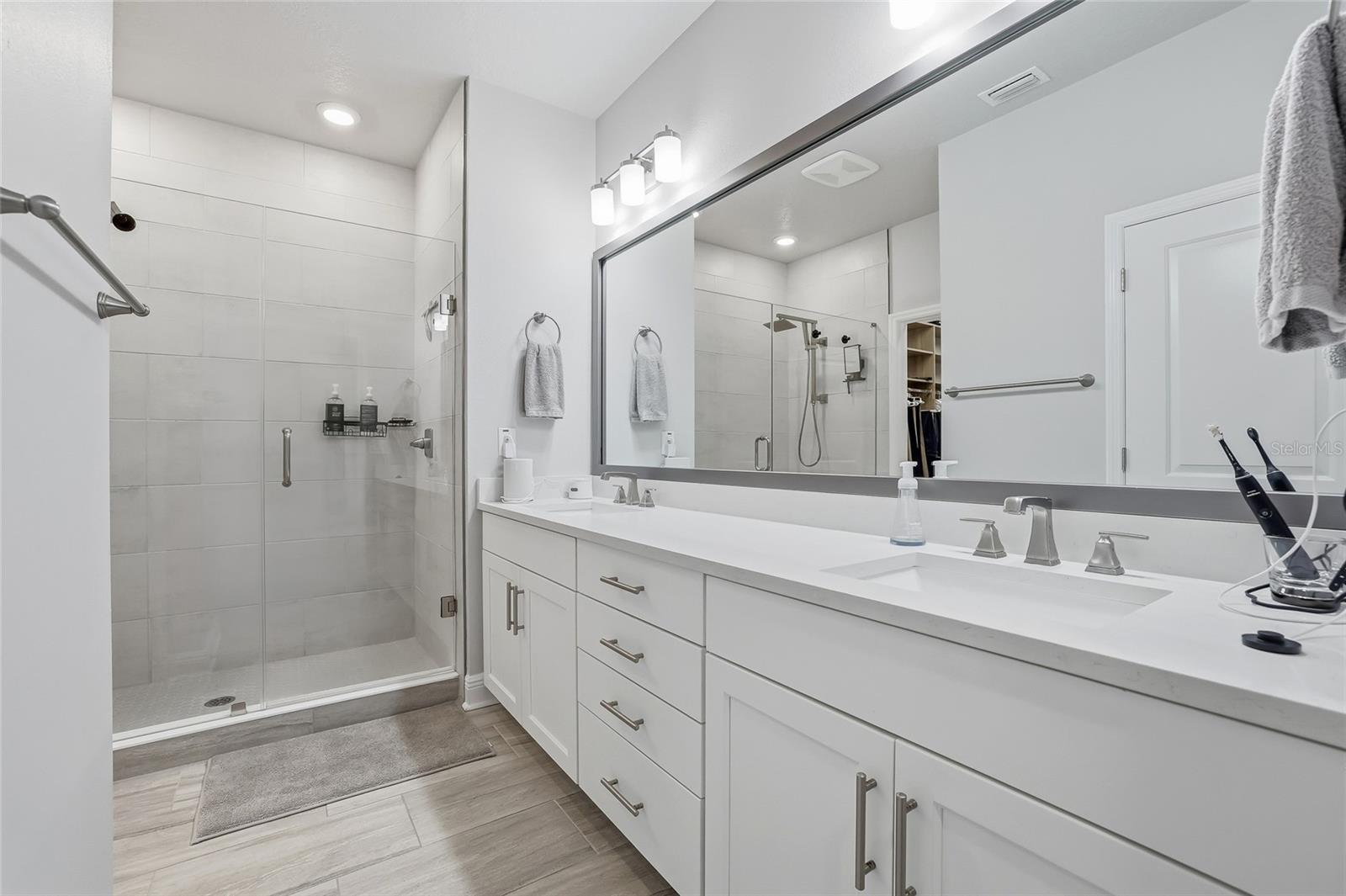 SOUTH TAMPANIA TWNHMS - Residential Lease