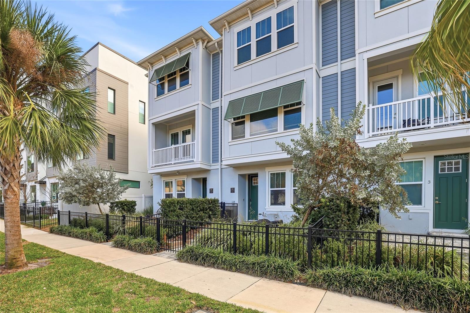 SOUTH TAMPANIA TWNHMS - Residential Lease