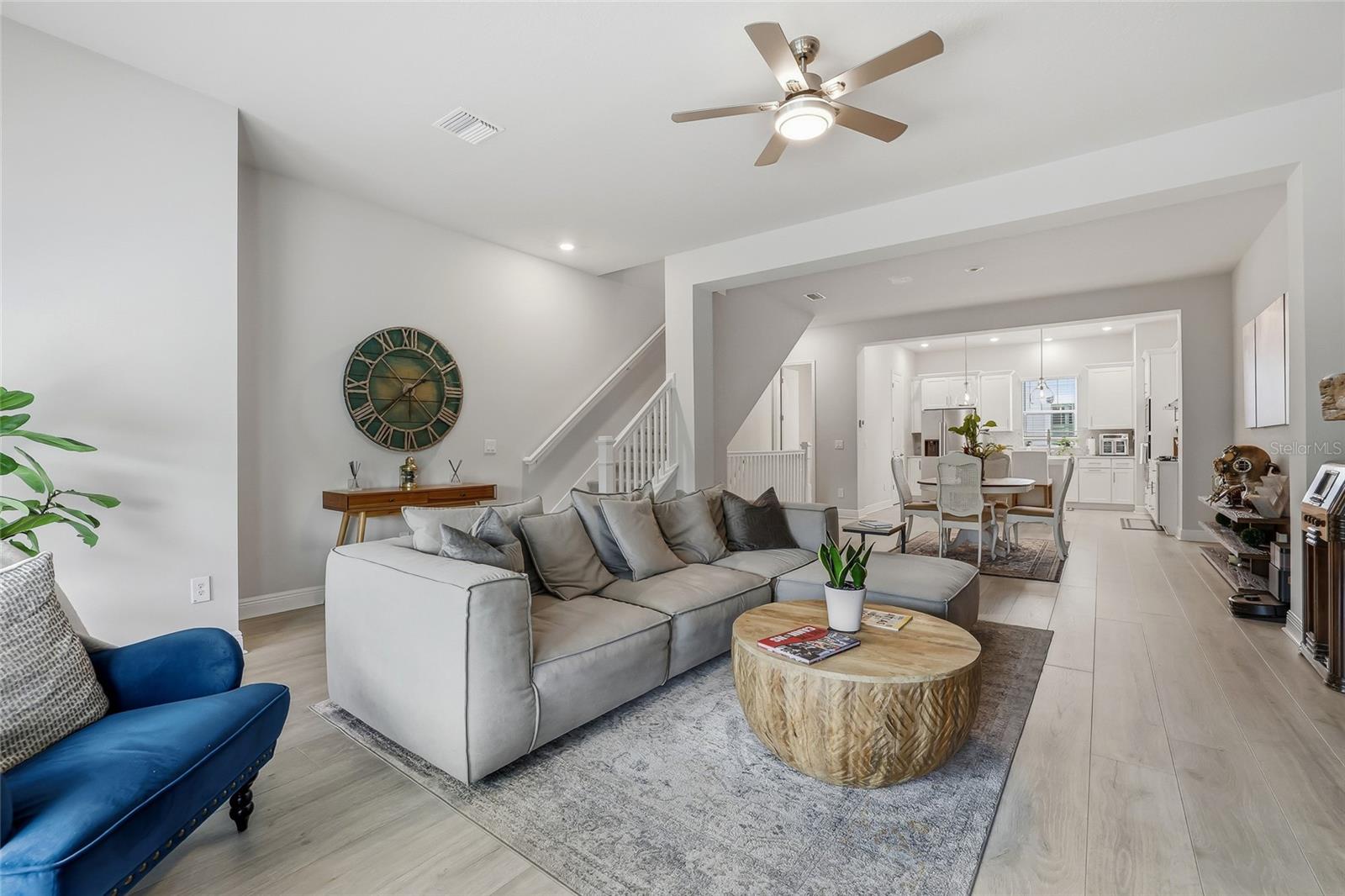SOUTH TAMPANIA TWNHMS - Residential Lease