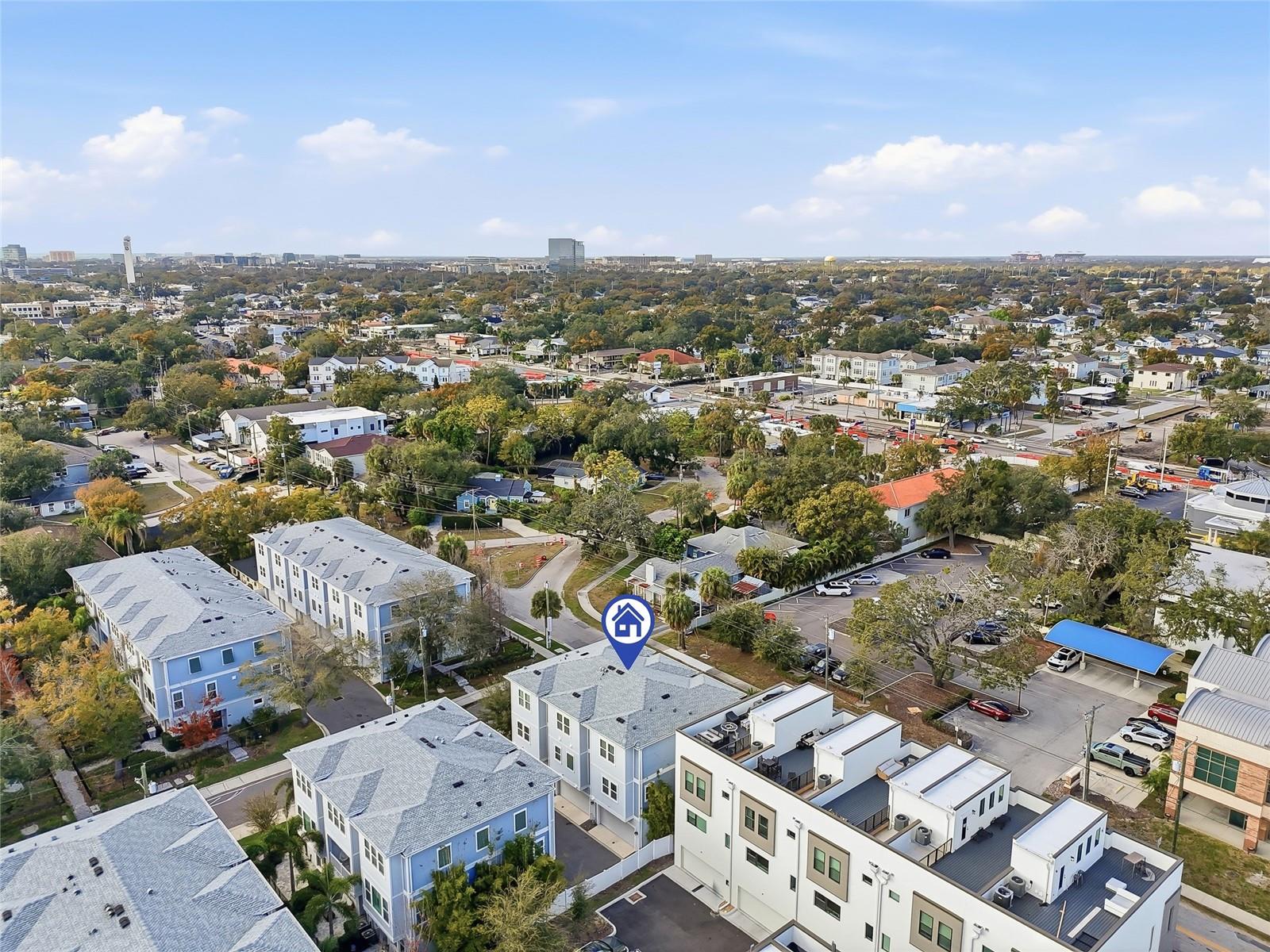 SOUTH TAMPANIA TWNHMS - Residential Lease