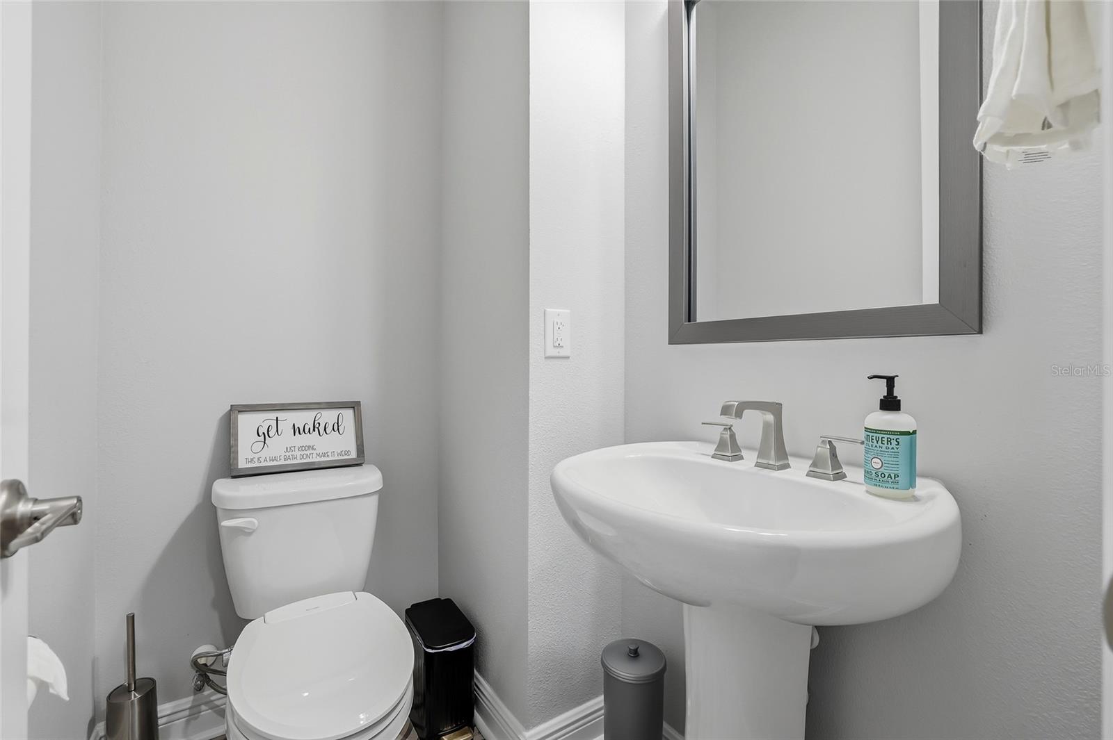 SOUTH TAMPANIA TWNHMS - Residential Lease