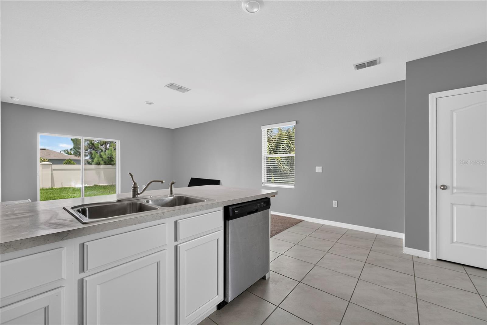 RIVERBEND AT CAMERON HEIGHTS PH 3 - Residential