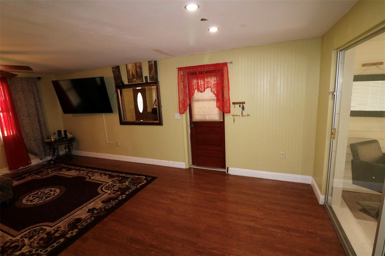 EDGEWOOD PARK - Residential