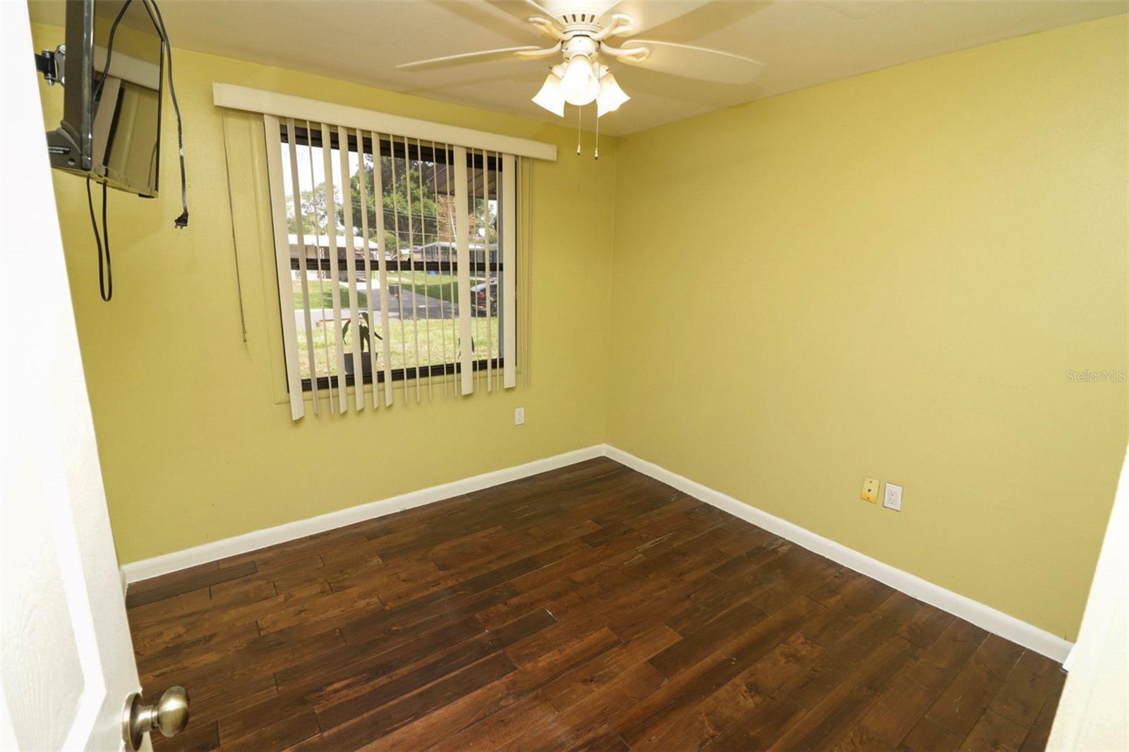 EDGEWOOD PARK - Residential