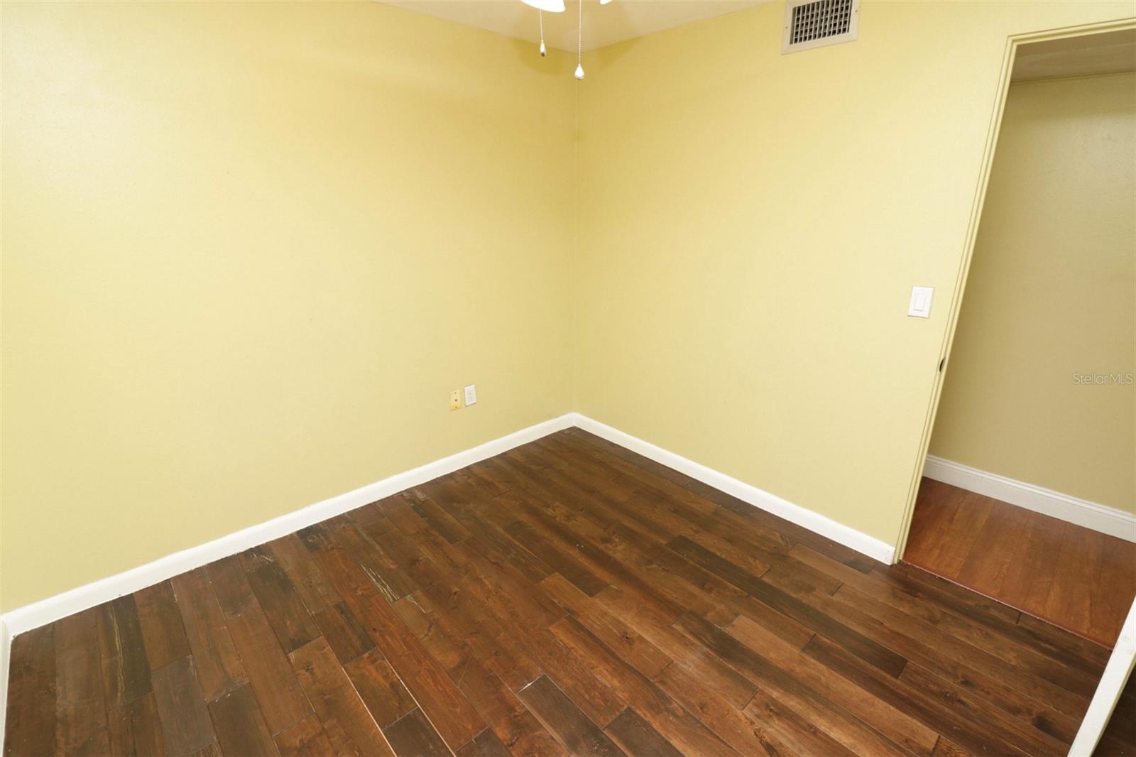 EDGEWOOD PARK - Residential