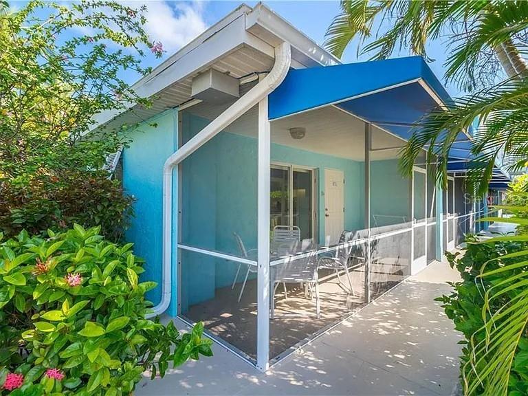 SILVER SANDS - Residential