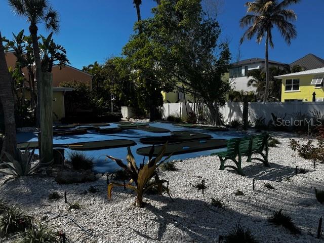 SILVER SANDS - Residential