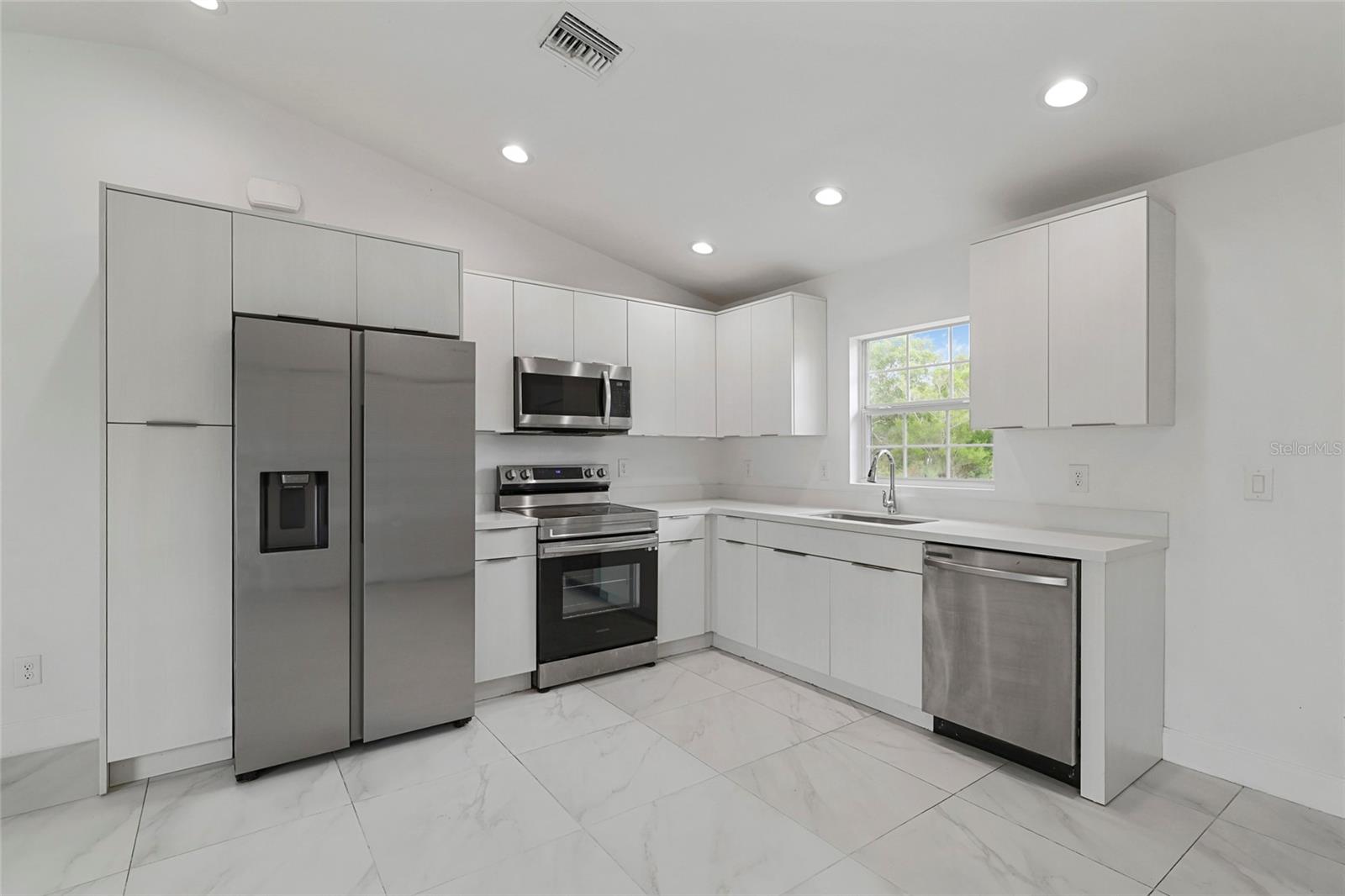 PLACID LAKES SEC 20 - Residential