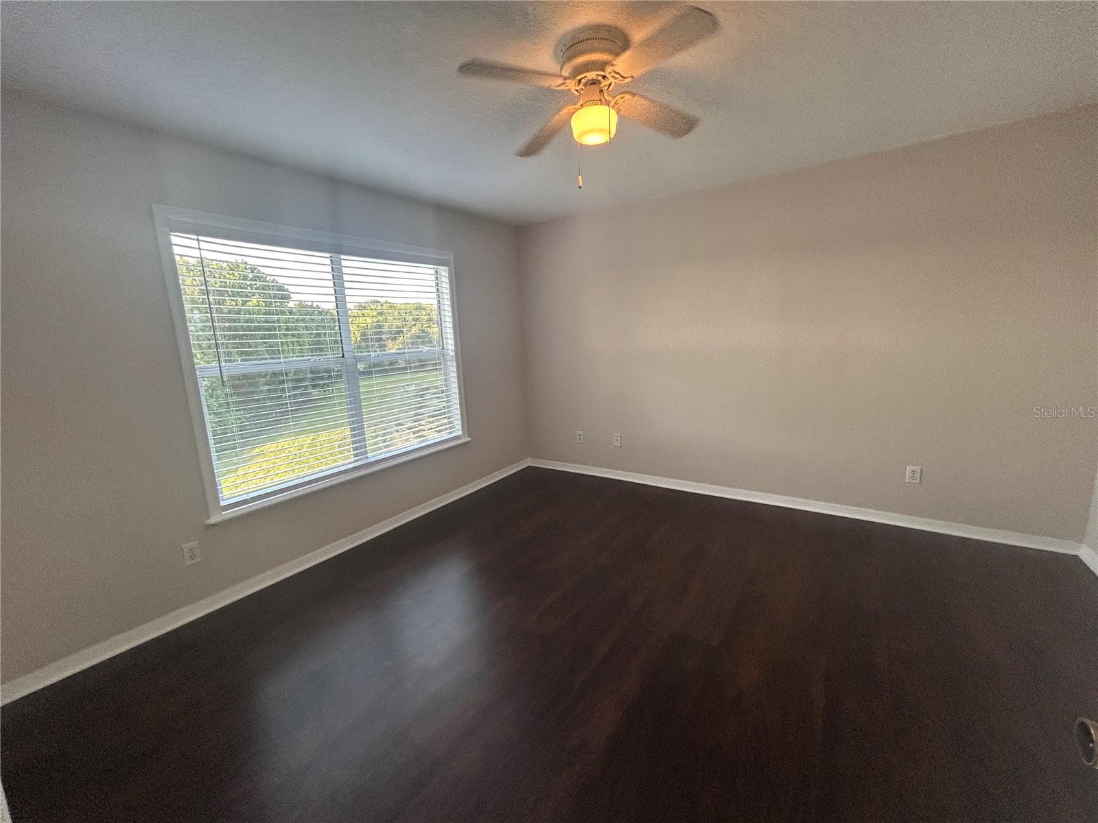 SANDLAKE PRIVATE RESIDENCES - Residential Lease
