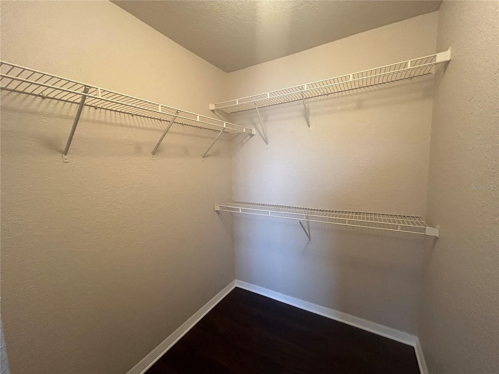 SANDLAKE PRIVATE RESIDENCES - Residential Lease