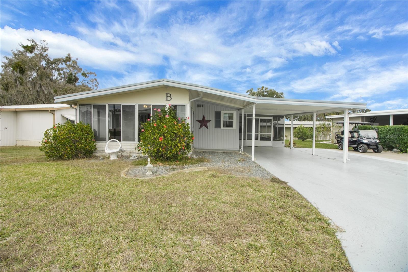 HARBOR OAKS HOMEOWNERS - Residential