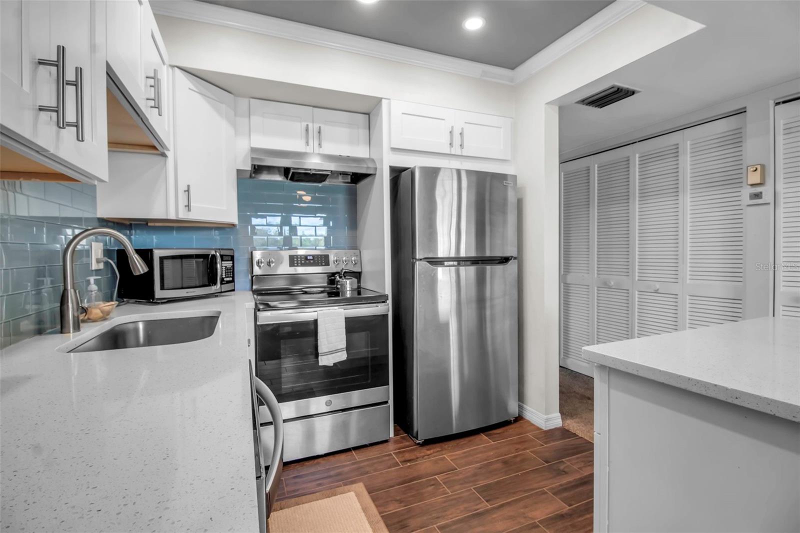 IMPERIAL PLACE - Residential