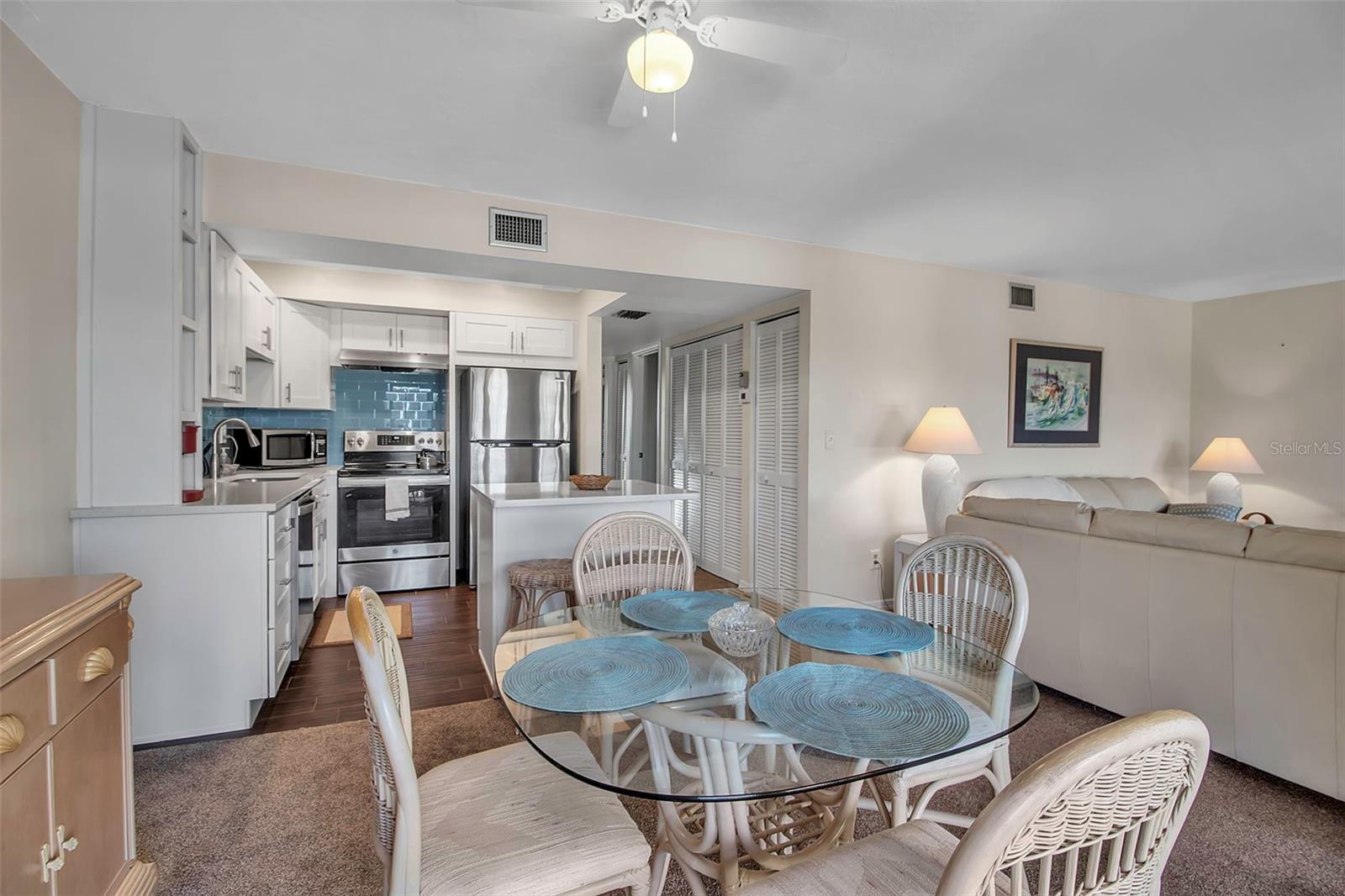 IMPERIAL PLACE - Residential