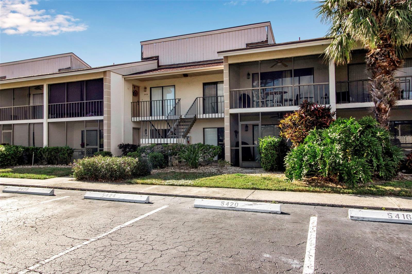 IMPERIAL PLACE - Residential