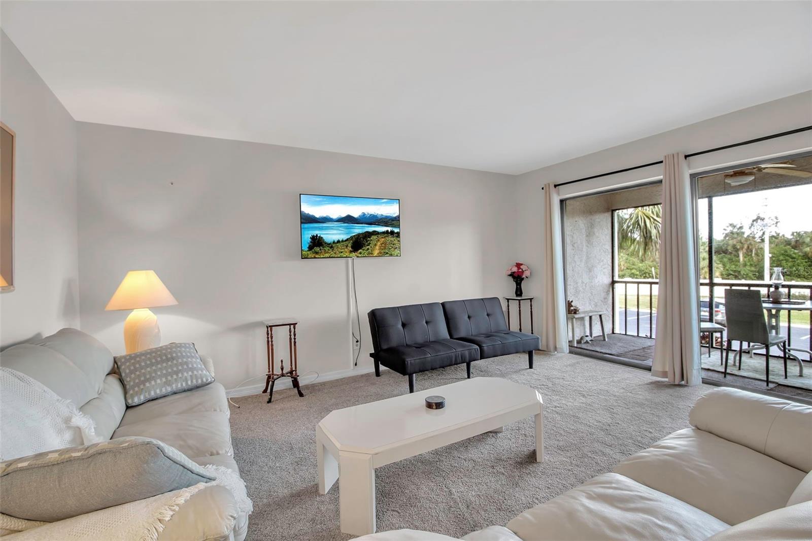 IMPERIAL PLACE - Residential