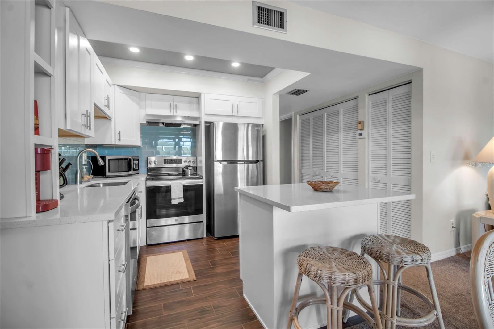 IMPERIAL PLACE - Residential