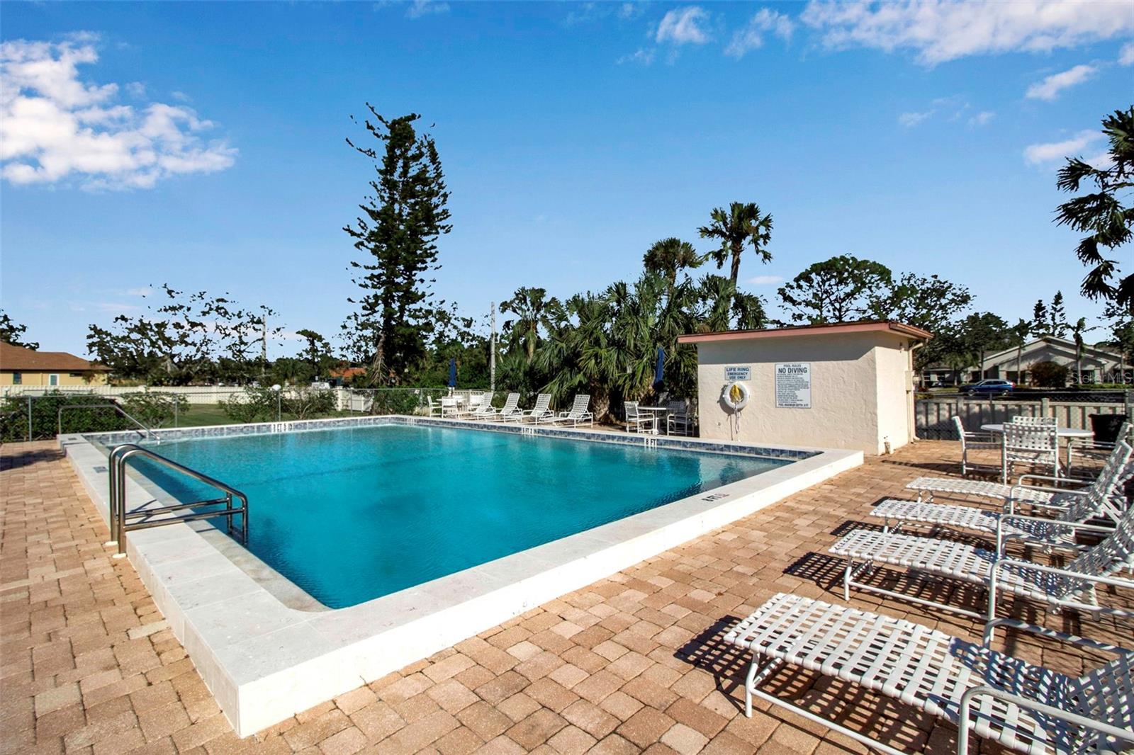 IMPERIAL PLACE - Residential