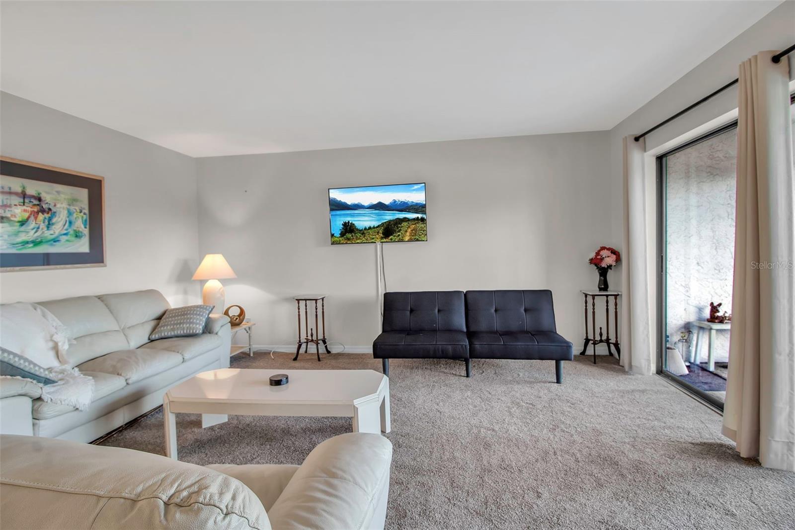 IMPERIAL PLACE - Residential