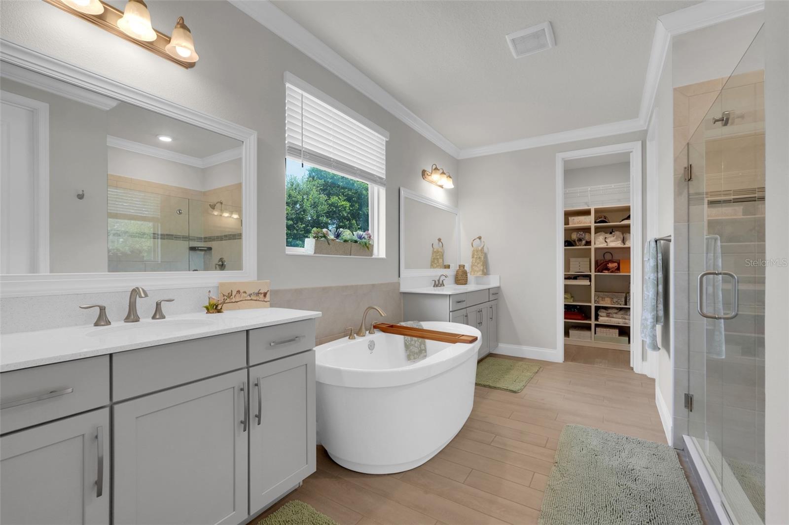 WINDERMERE ISLE PH 2 - Residential
