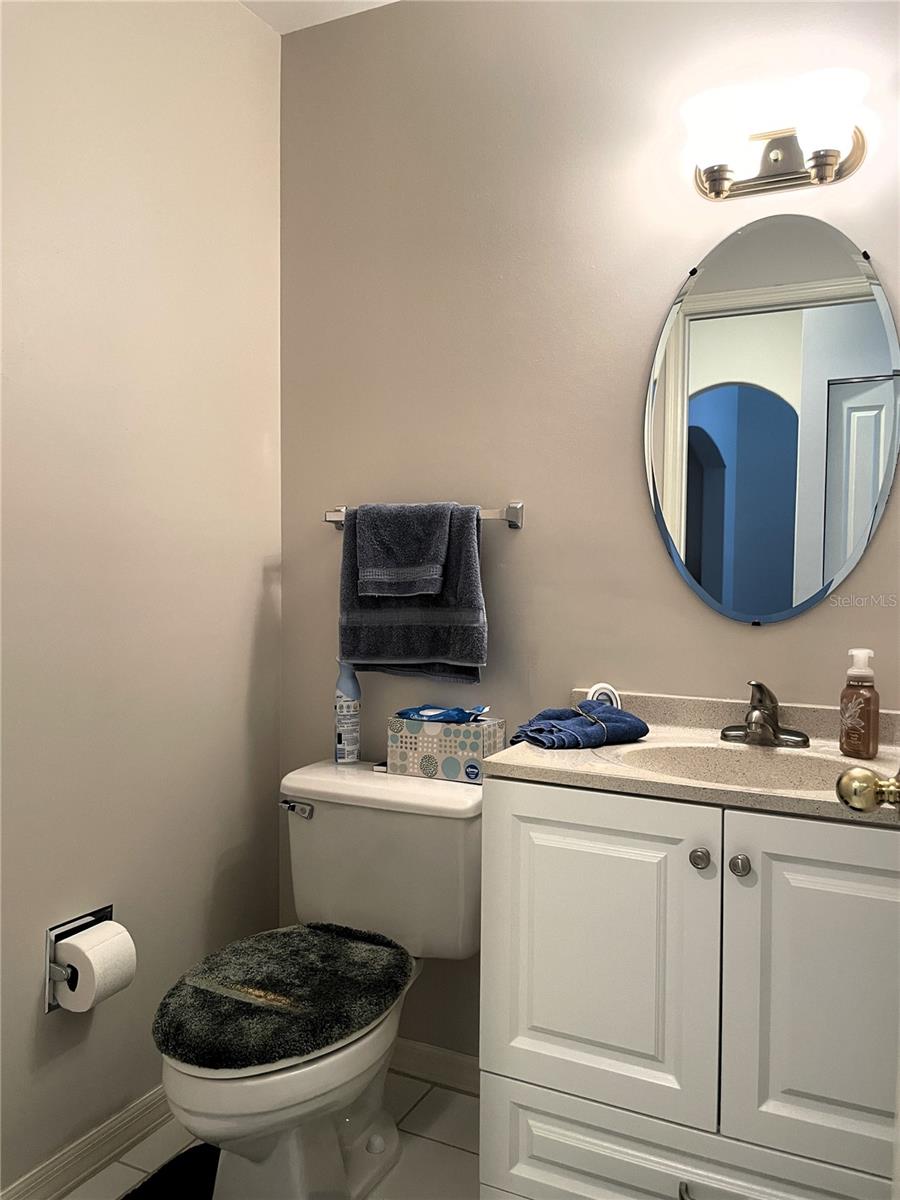 TAMPA PALMS AREA 2 7E UNIT 2 - Residential