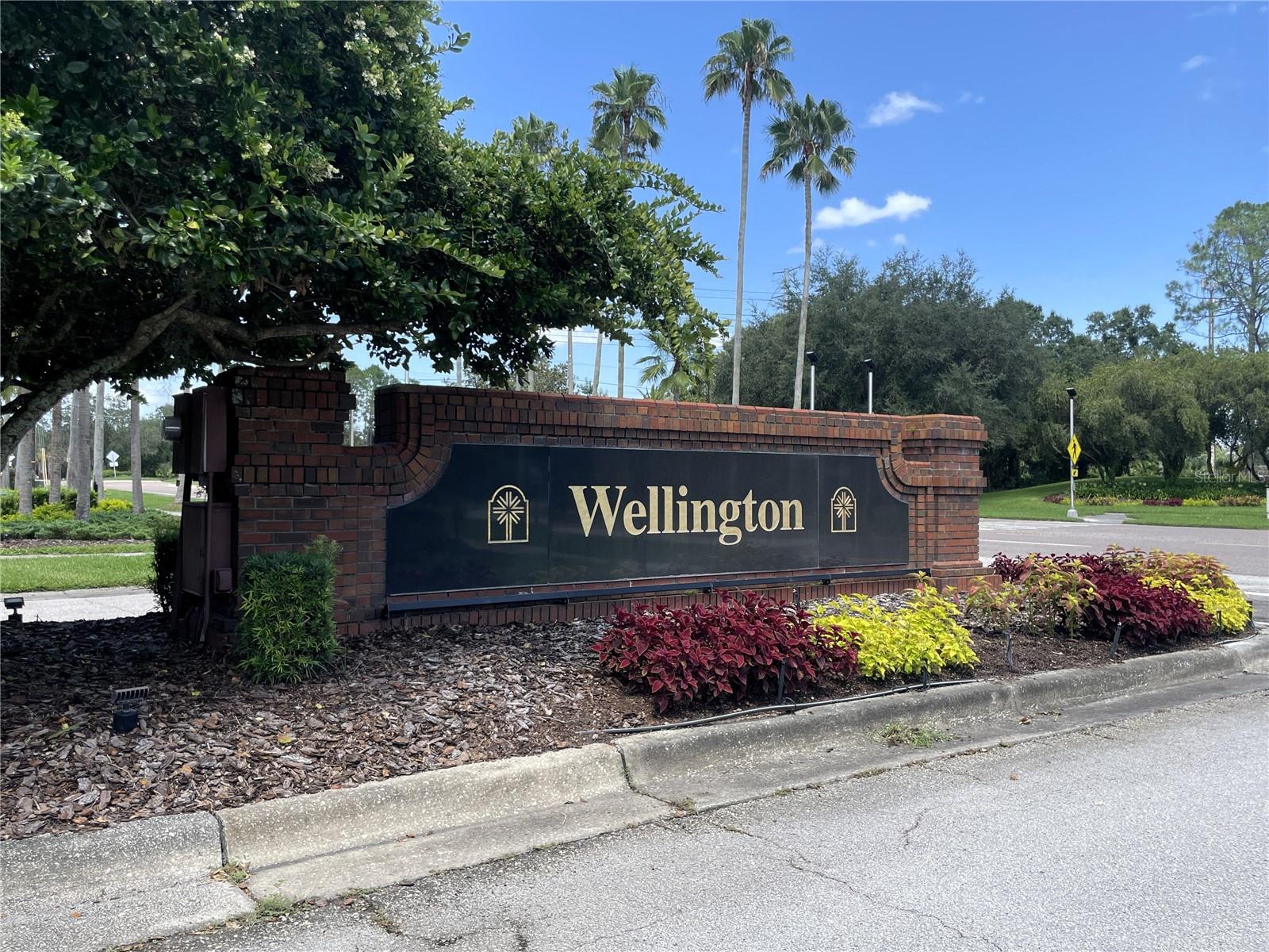 TAMPA PALMS AREA 2 7E UNIT 2 - Residential