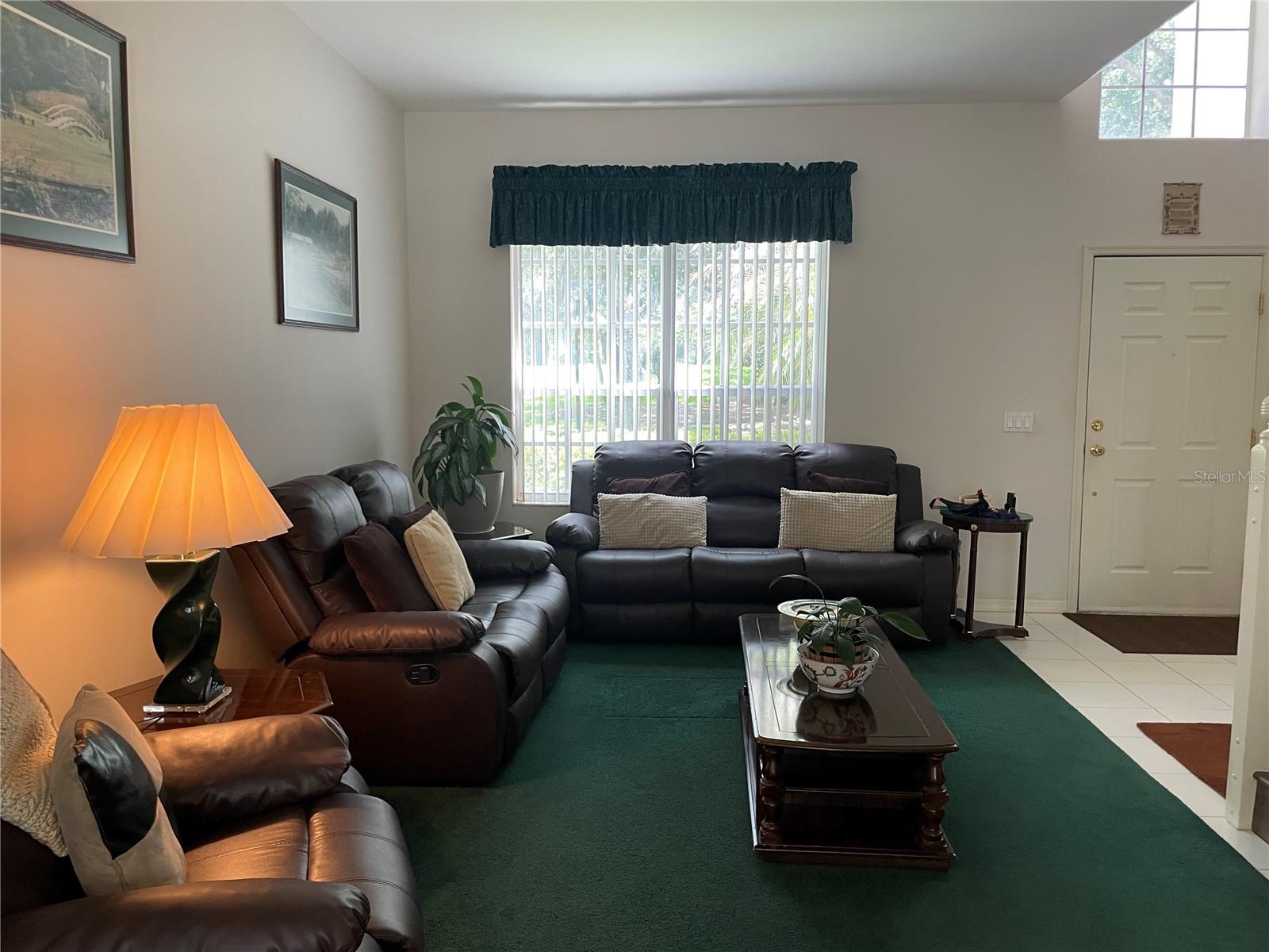 TAMPA PALMS AREA 2 7E UNIT 2 - Residential