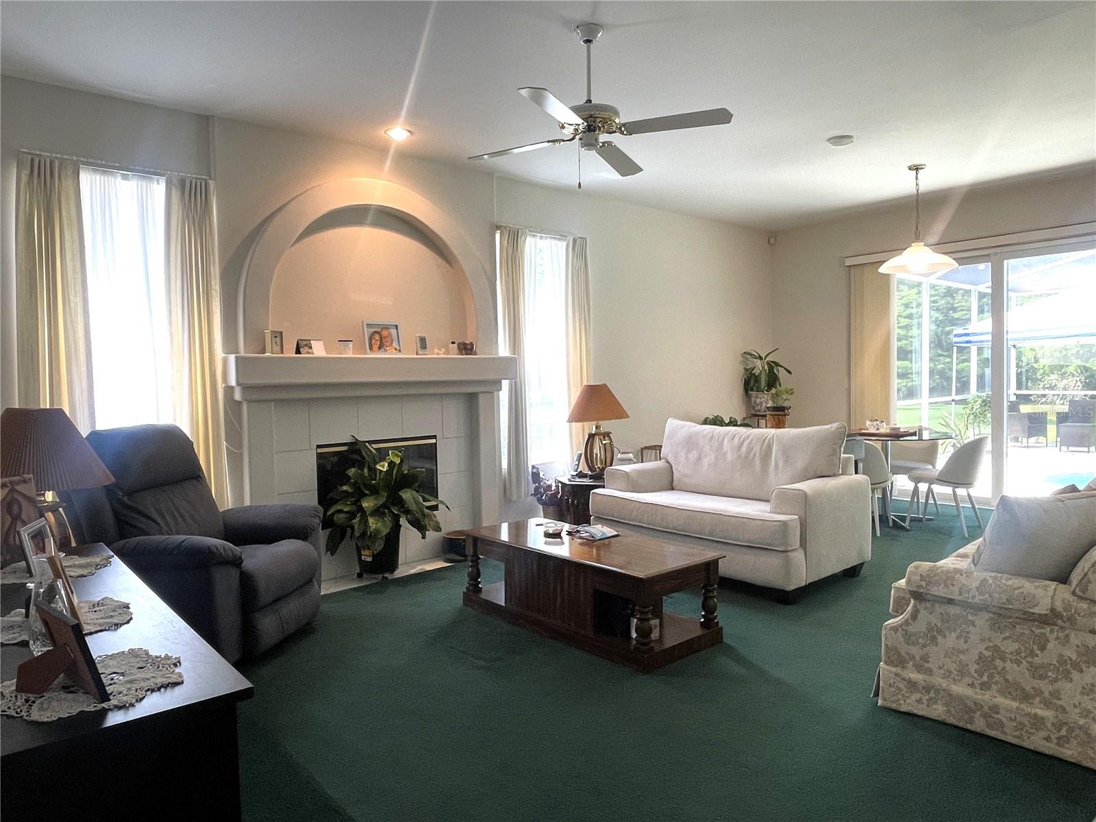 TAMPA PALMS AREA 2 7E UNIT 2 - Residential