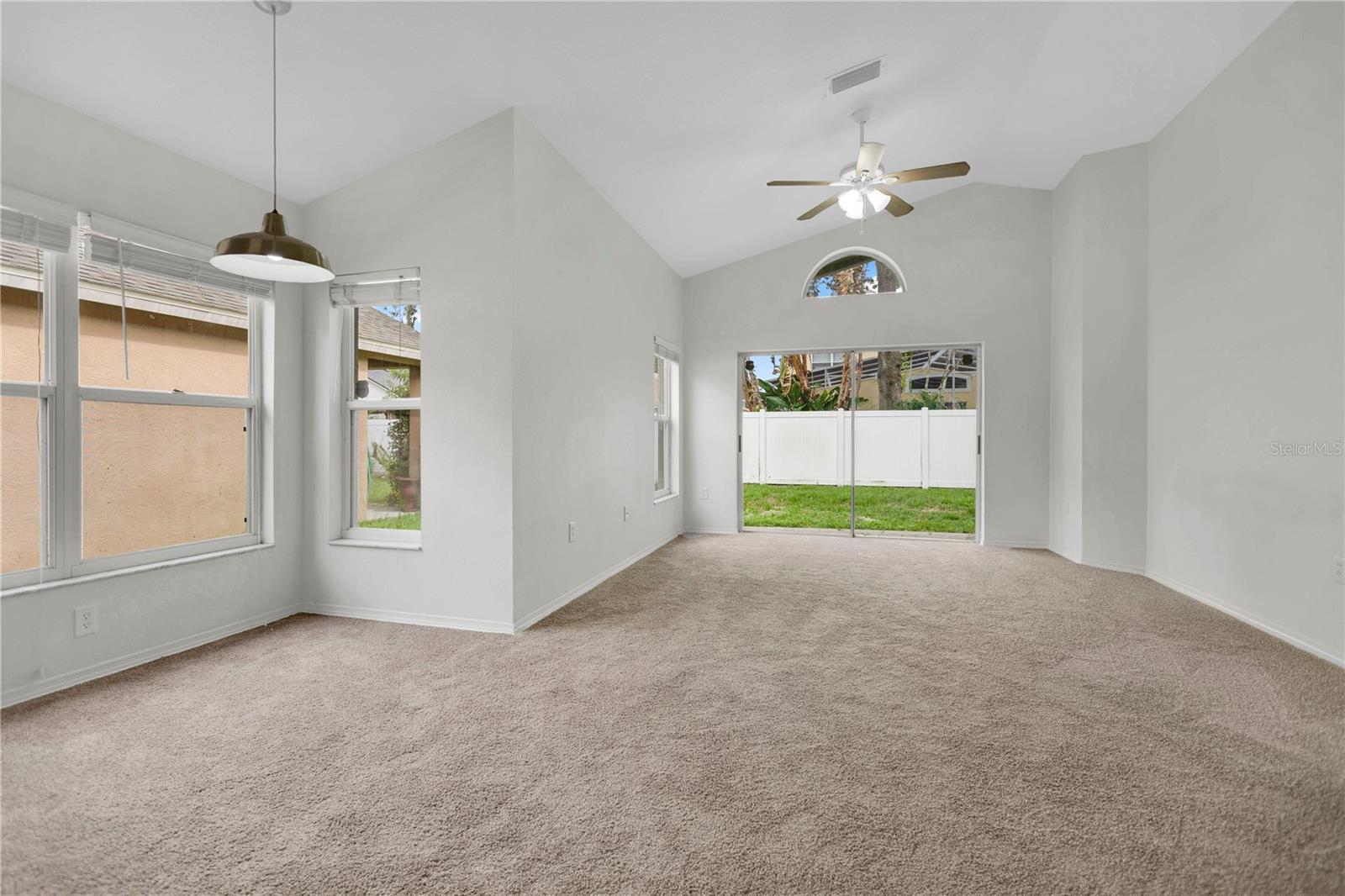 FISHHAWK RANCH PH 2 PRCL - Residential