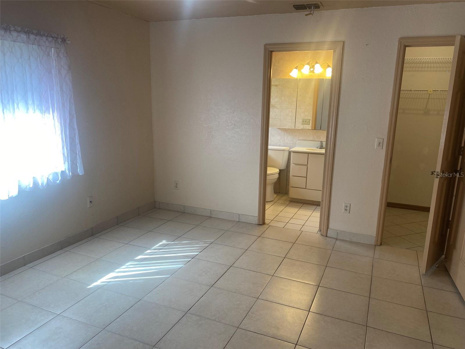 DELTONA LAKES UNIT 02 - Residential