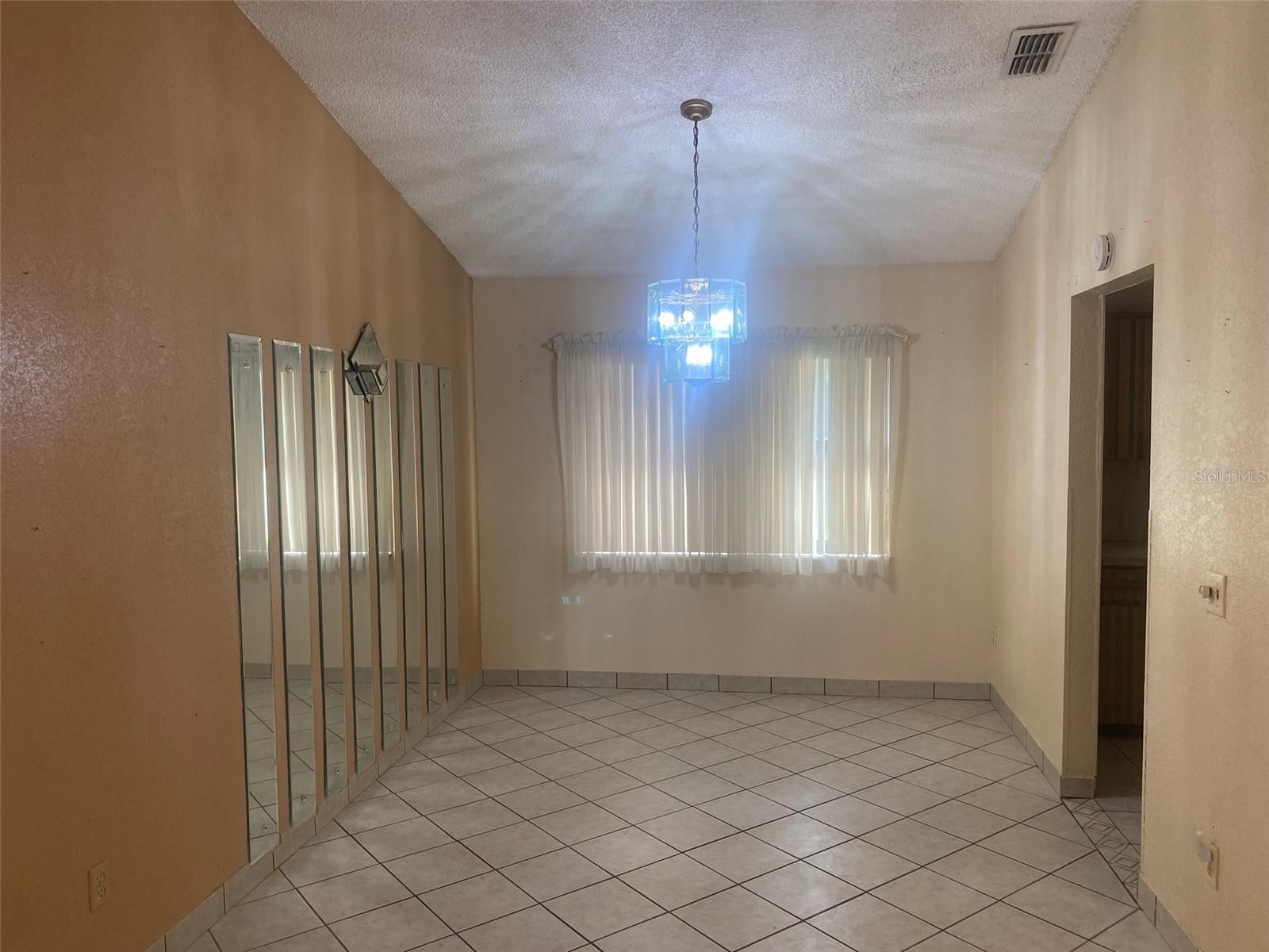 DELTONA LAKES UNIT 02 - Residential