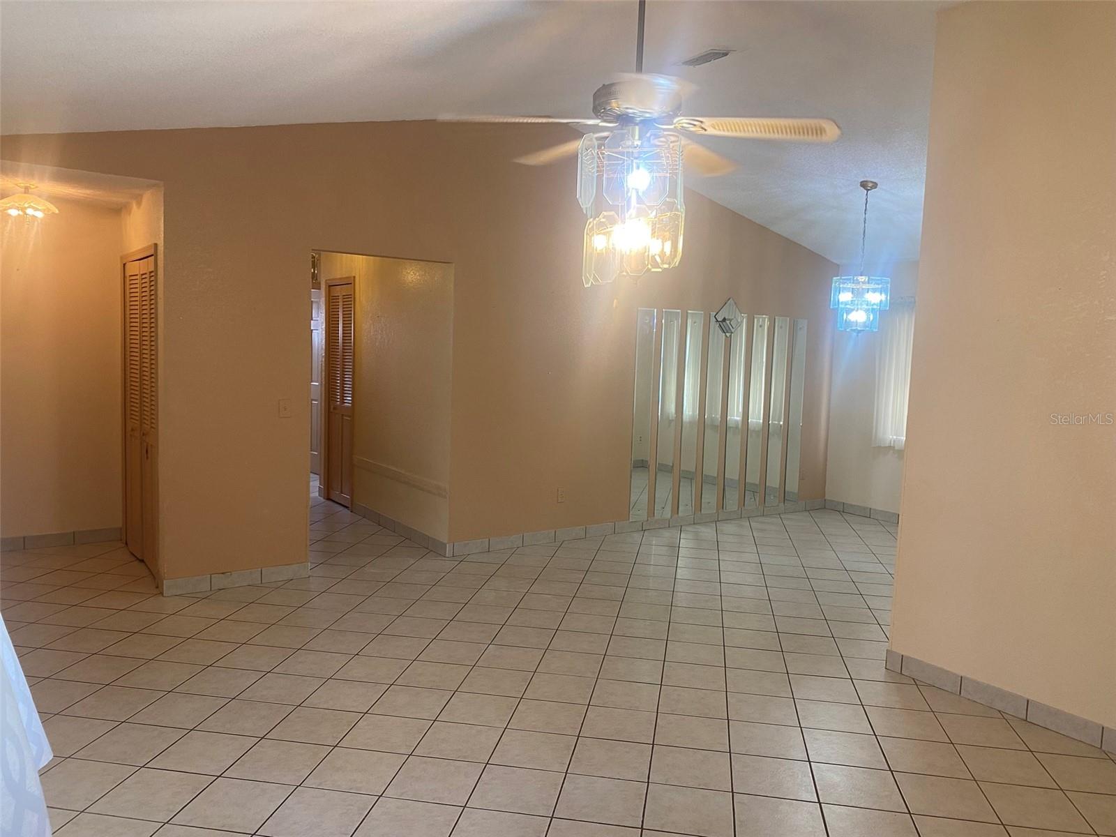 DELTONA LAKES UNIT 02 - Residential