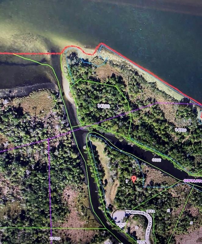 PELICAN POINT - Land
