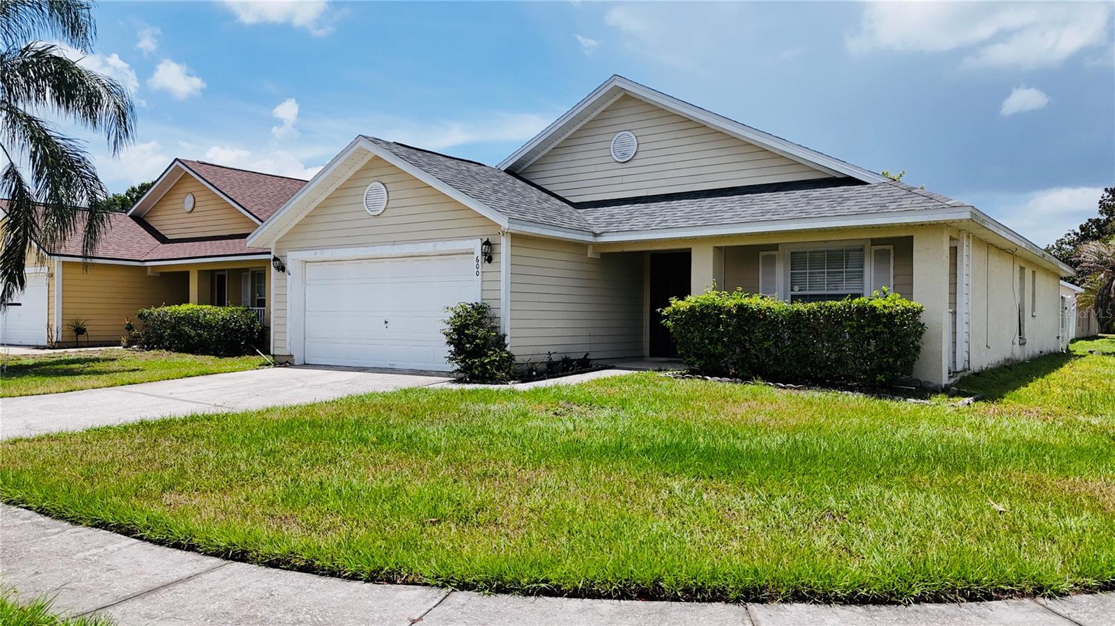 One or more photographs have been virtually staged. **RENOVATED** 4-BEDROOM, 3-BATH HOME **WITH POOL** SHORT-TERM RENTALS ALLOWED **LOW HOA FEES** Welcome to 600 ABACO COURT: ***ROOF 2022 / AC 2022*** a beautifully renovated pool home situated in the highly sought-after community of Bass Lake Estates in Kissimmee. Located on a corner lot—a truly privileged position—this home also enjoys a convenient location, close to everything Central Florida has. Step inside and discover a bright, airy open-concept design featuring abundant natural light and thoughtfully updated finishes in every corner. The spacious living and dining areas create the perfect atmosphere for entertaining guests, hosting festive gatherings, or simply enjoying everyday life with comfort and style. The modernized kitchen offers generous cabinetry, ample counter space, a breakfast bar with seating, and a seamless connection to the main living areas—ideal for both casual mornings and evening gatherings. This versatile 4-bedroom layout offers endless possibilities to suit today's lifestyle needs. Whether you require dedicated guest rooms, a home office, a workout space, a nursery, a media room, a game room, or a creative studio, this home offers the flexibility to adapt to your vision. The spacious primary suite serves as a relaxing retreat, complete with a walk-in closet and a standalone shower. One of the standout features of this property is the private pool area—featuring a brand-new screen enclosure—along with a garage equipped with a split-system AC unit and a pool heater. Additionally, the home features a solar panel system that will be paid in full at closing, creating your very own Florida oasis, perfect for year-round enjoyment. Imagine relaxing by the pool with your morning coffee, hosting weekend barbecues, taking a sunset dip, or creating unforgettable memories with family and friends. Located just minutes from Disney, world-famous attractions, shopping, dining, golf courses, and major highways, this property also offers incredible income-generating potential. Short-term rentals are permitted, making this home an excellent Airbnb opportunity in one of Central Florida’s most sought-after vacation rental destinations. Whether used as a primary residence, a second home, a vacation retreat, or a cash-flowing investment property, the possibilities here are endless. With low HOA fees, a functional single-story layout, and a prime location in the heart of Kissimmee’s booming tourism corridor, 600 Abaco Court offers the perfect blend of lifestyle, flexibility, and investment potential. Whether you are seeking a move-in-ready family home, a seasonal getaway, or a high-demand short-term rental opportunity, this exceptional pool home ticks all the boxes. Schedule your private tour today and discover the lifestyle and possibilities that await you at 600 Abaco Court.